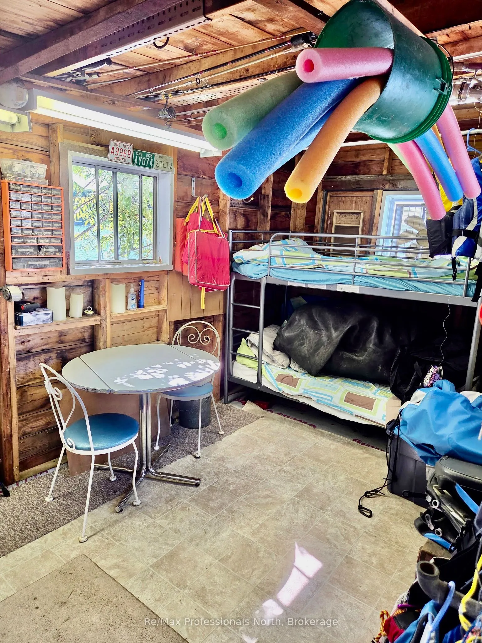 1055 EVANSWOOD Drive