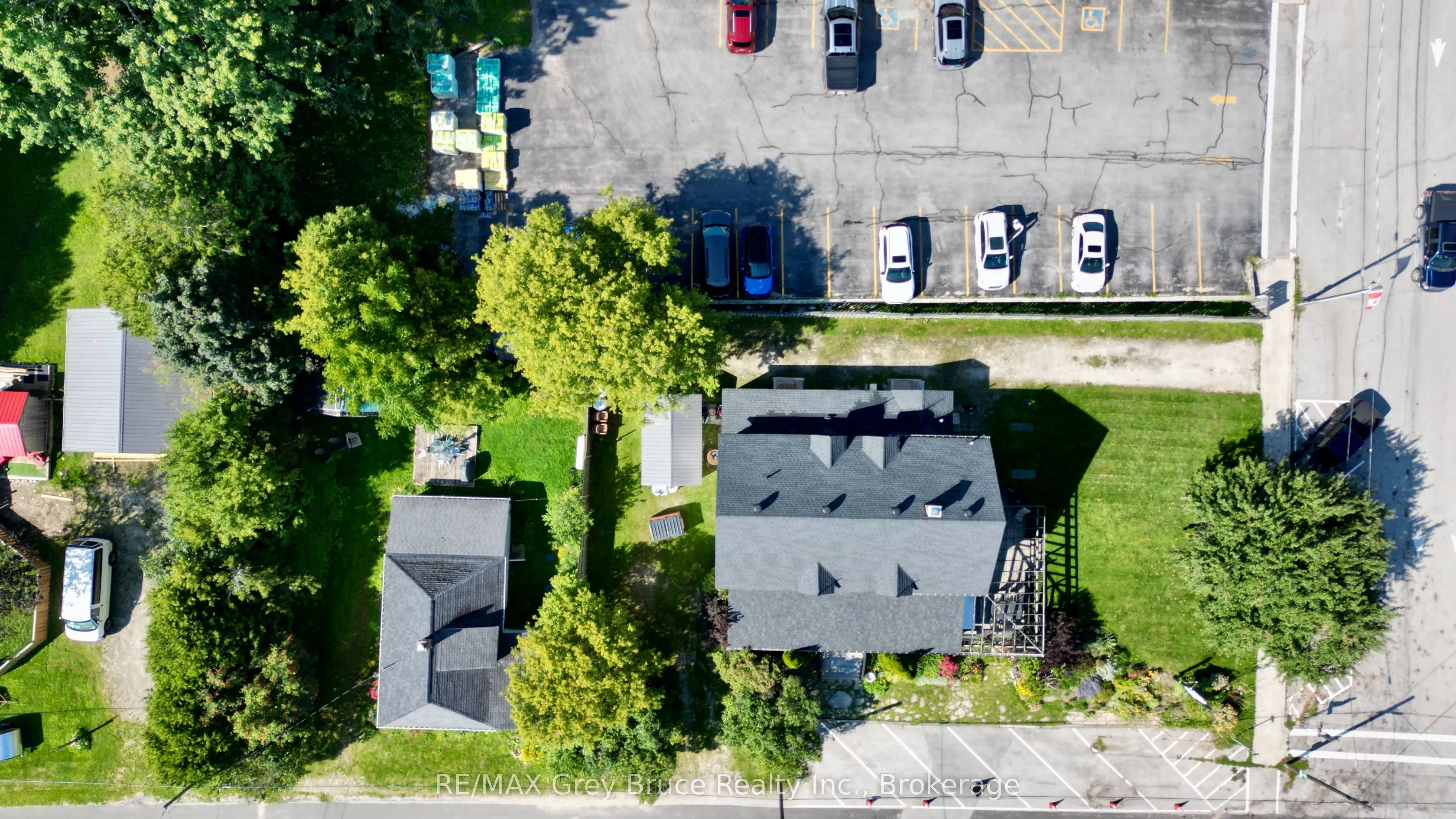 8 Helen Street
