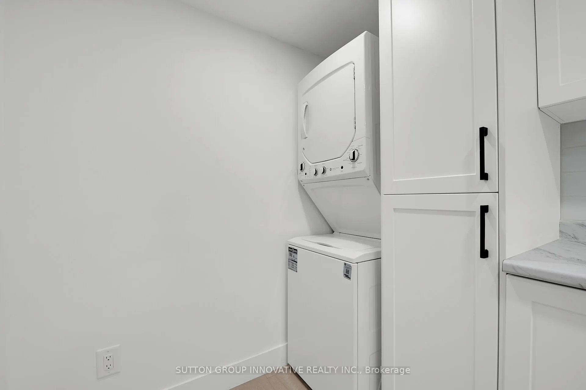 4 Lilacside Drive