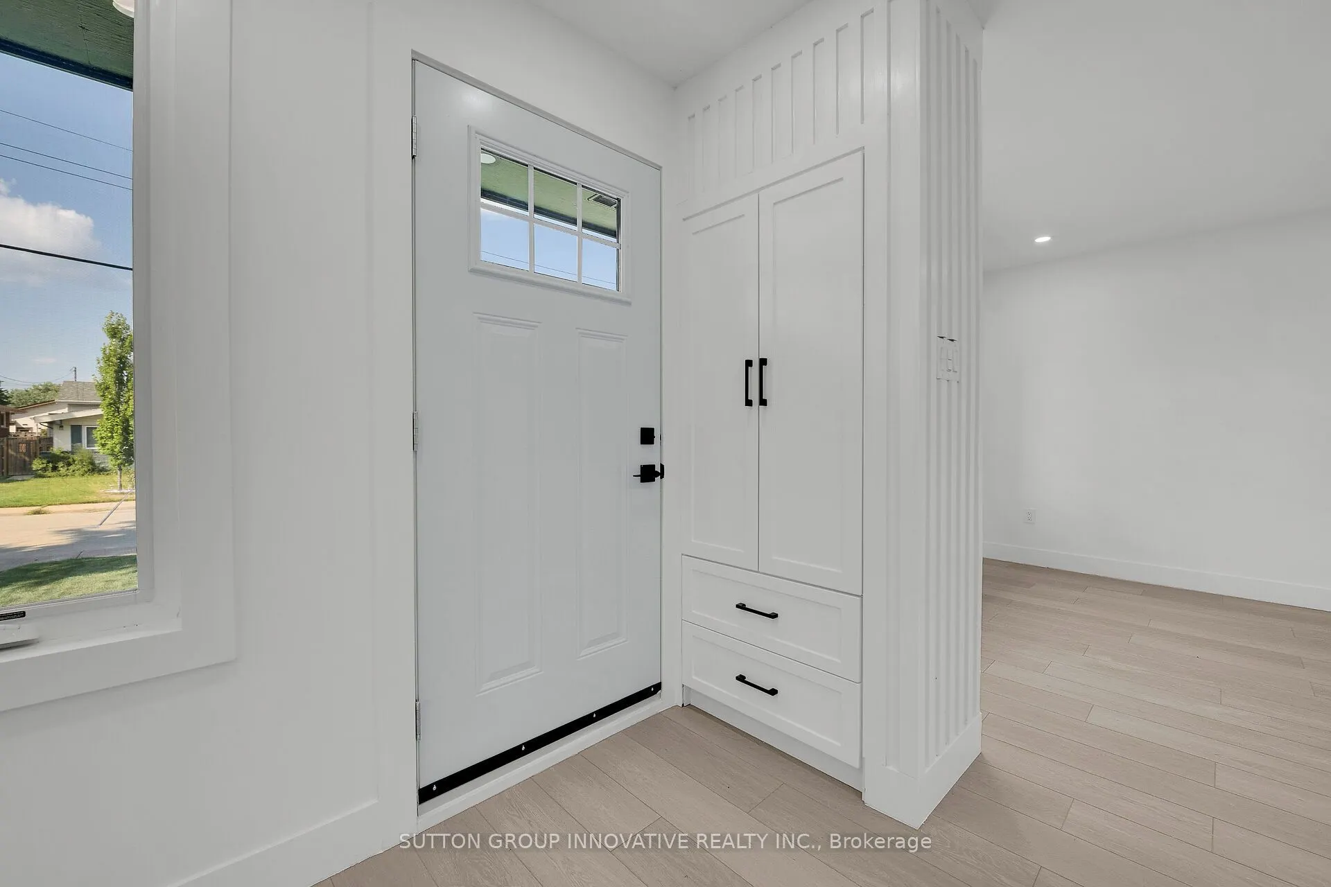 4 Lilacside Drive
