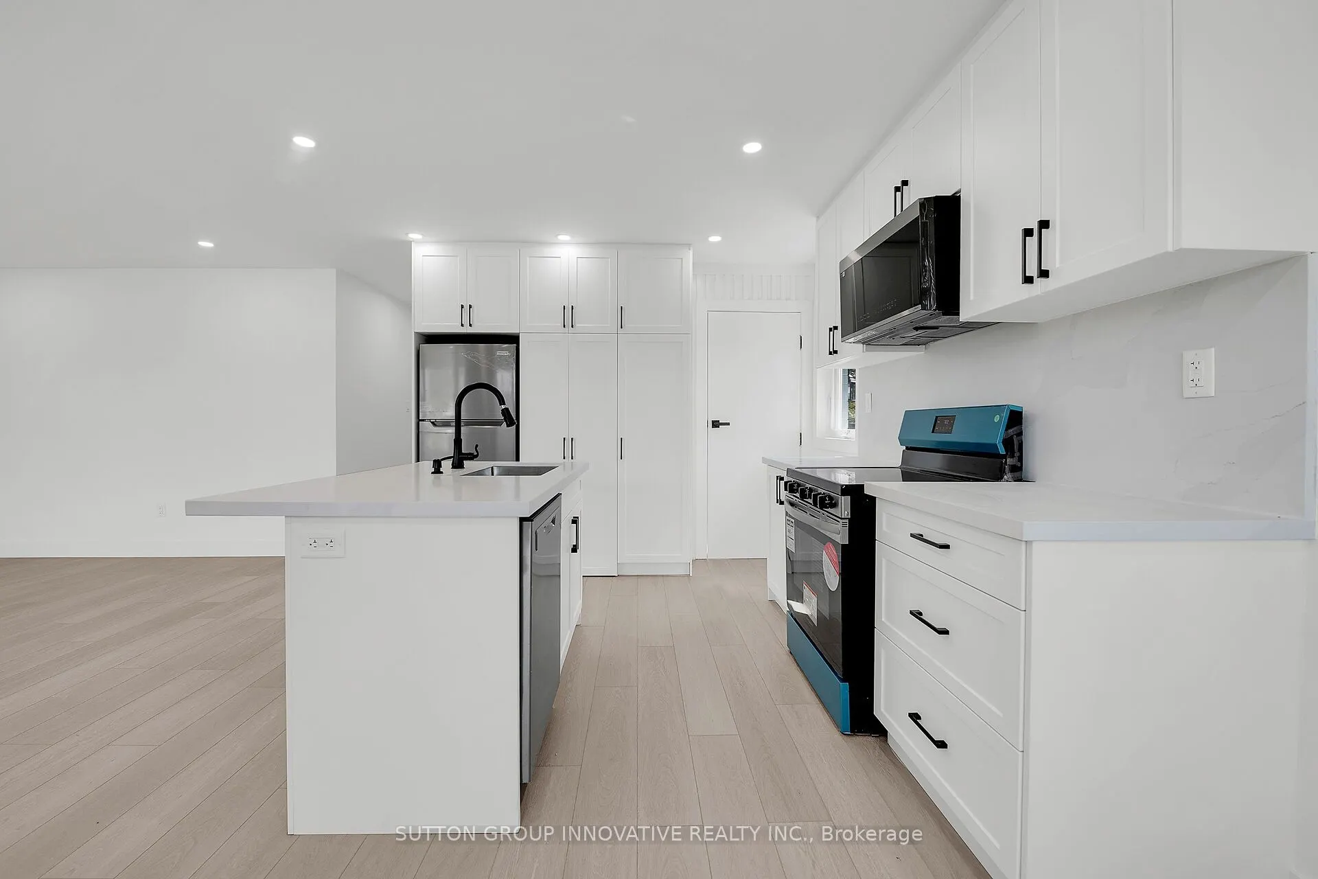 4 Lilacside Drive