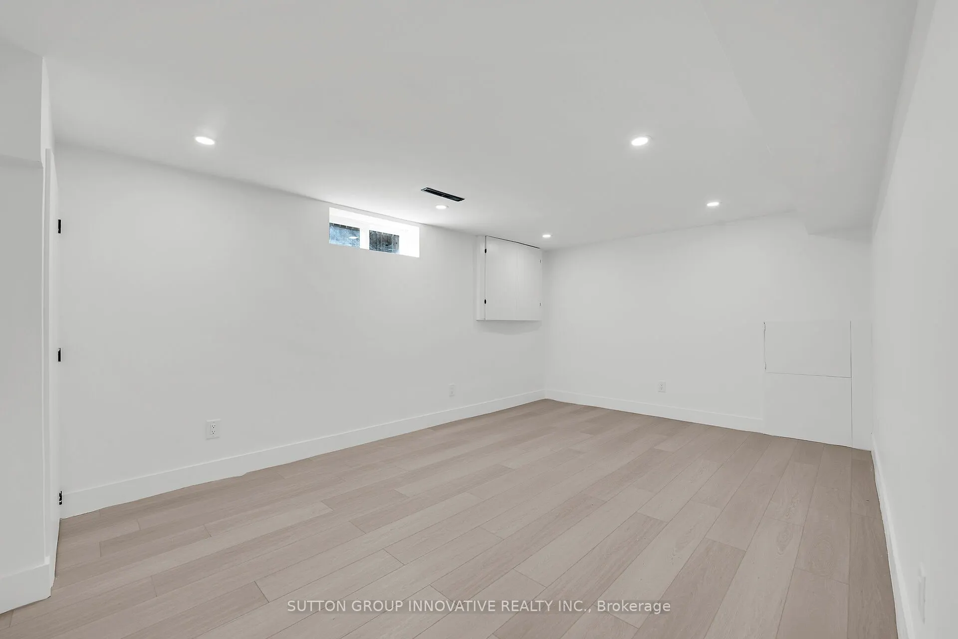 4 Lilacside Drive