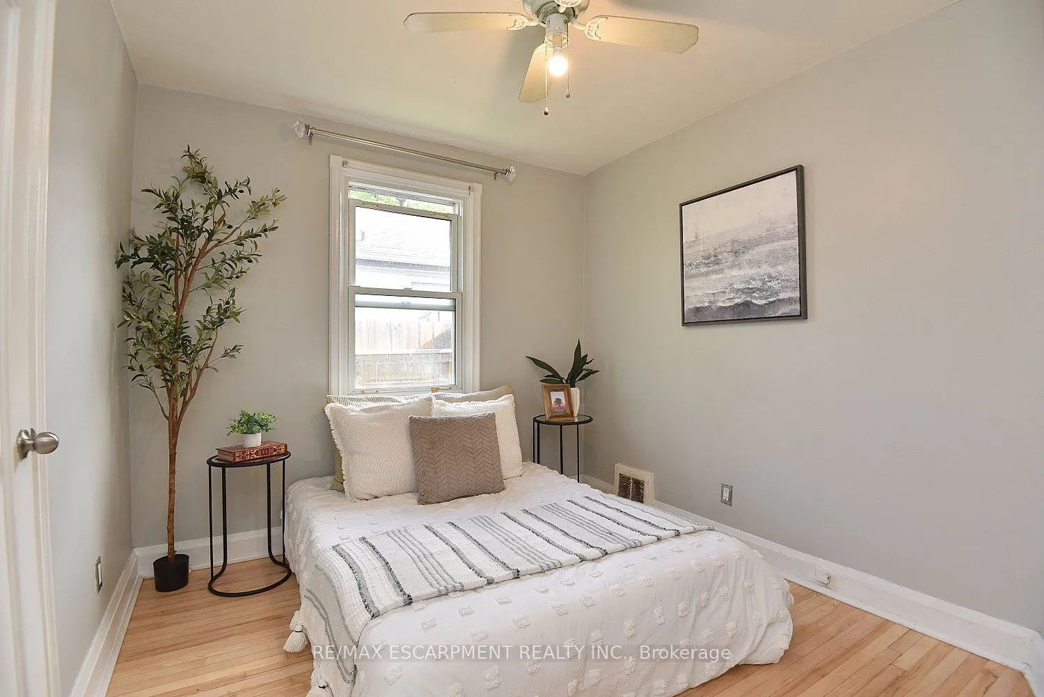 82 East 38th Street