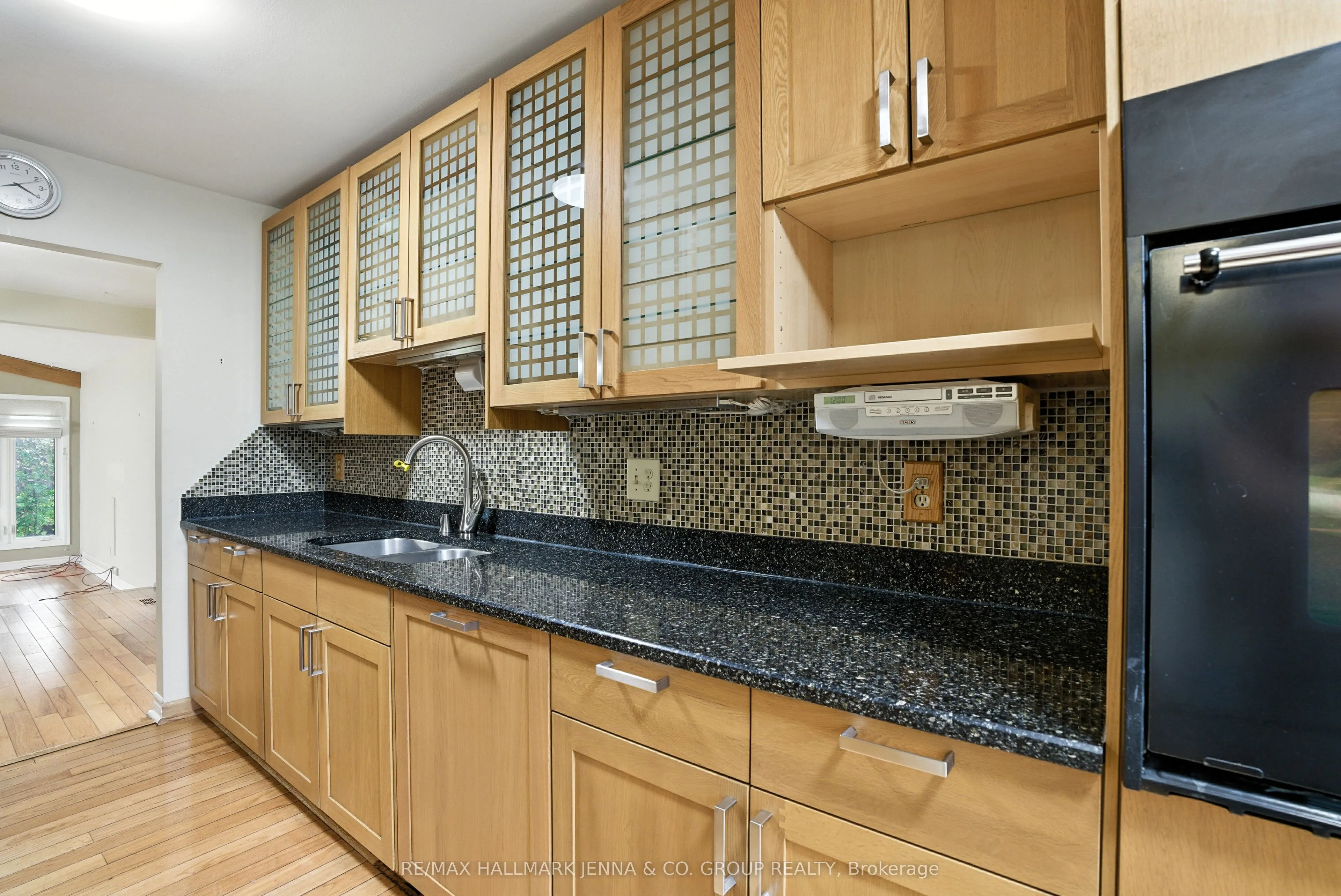1115 St Emmanuel Terrace