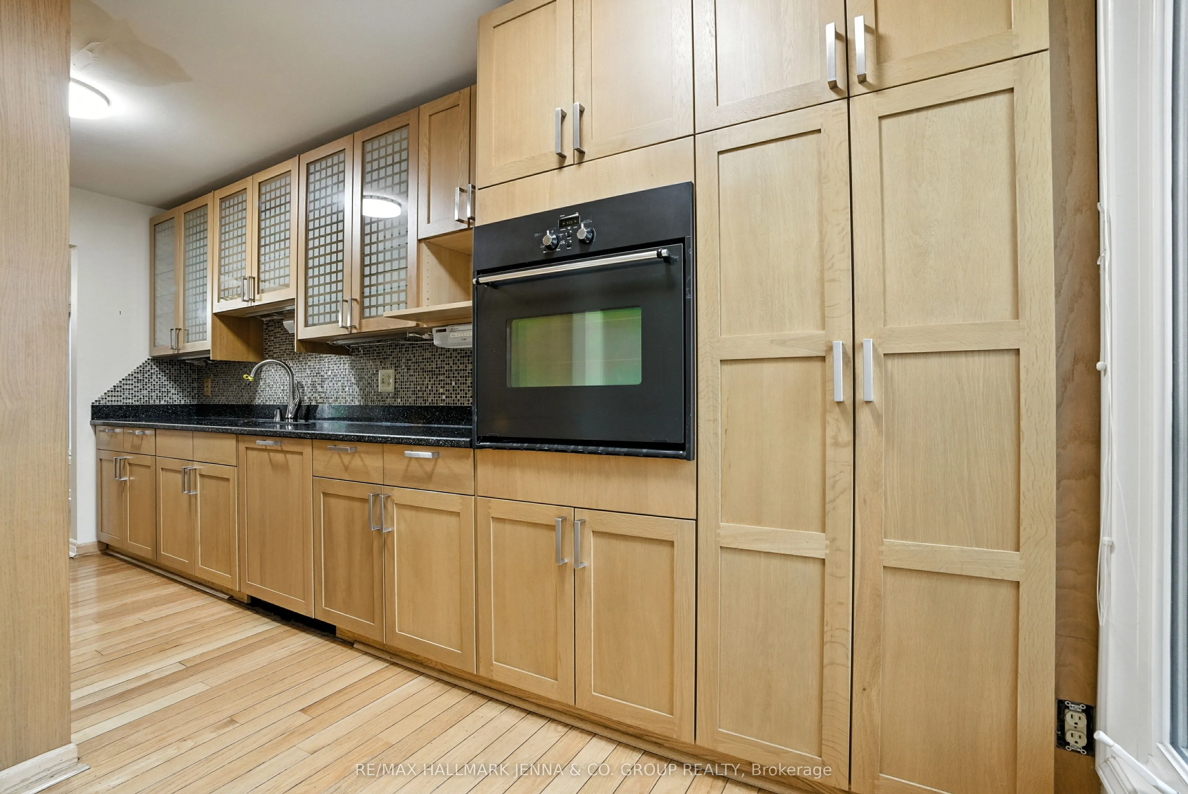 1115 St Emmanuel Terrace