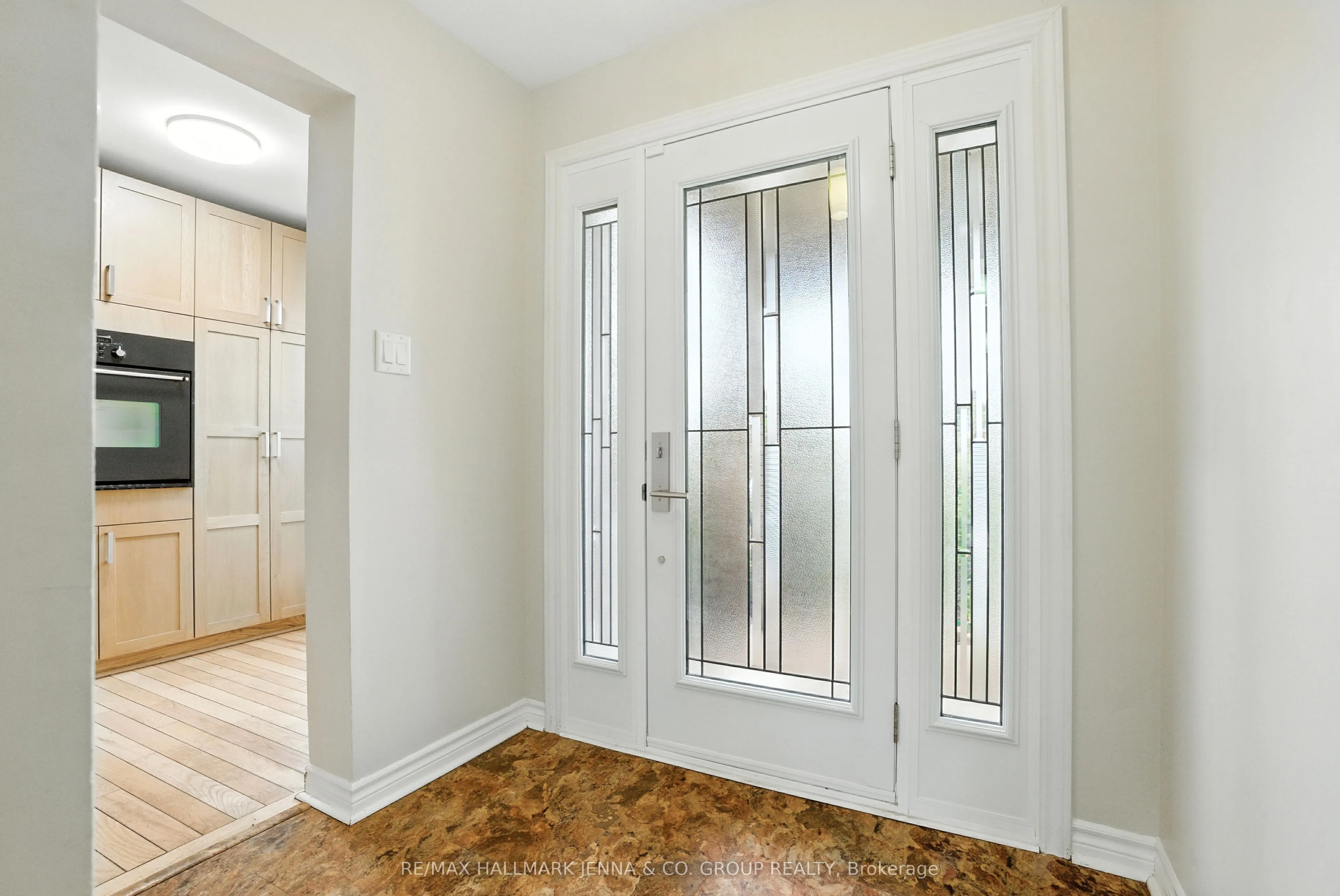 1115 St Emmanuel Terrace