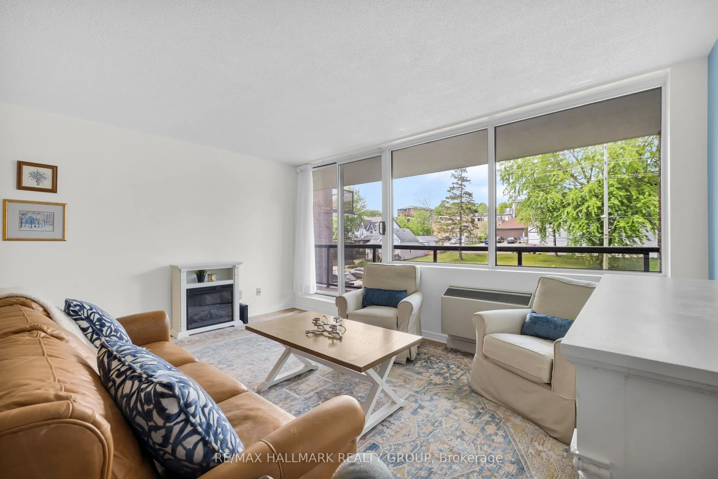 55 WATER Street E, #405