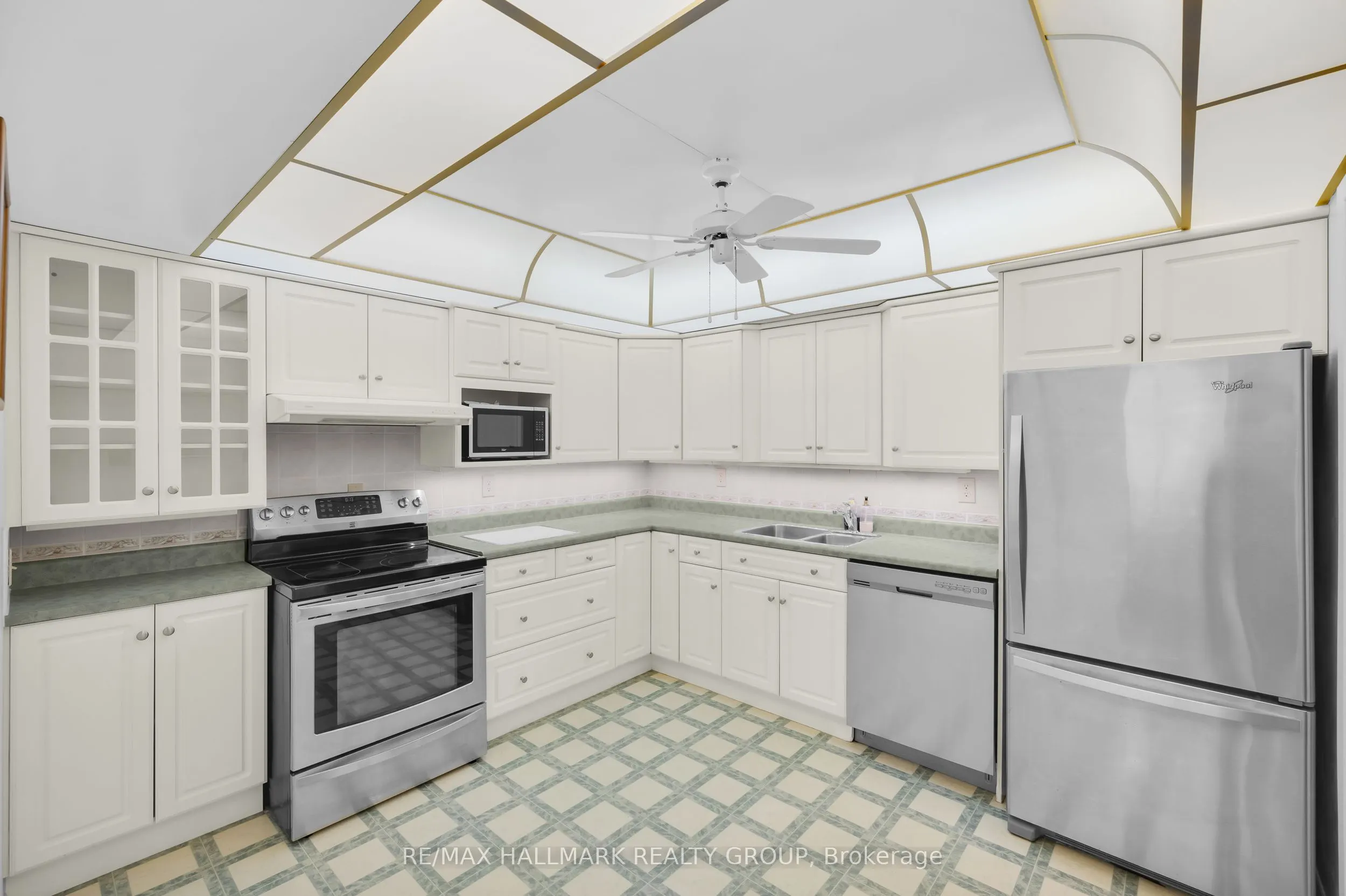 55 WATER Street E, #405