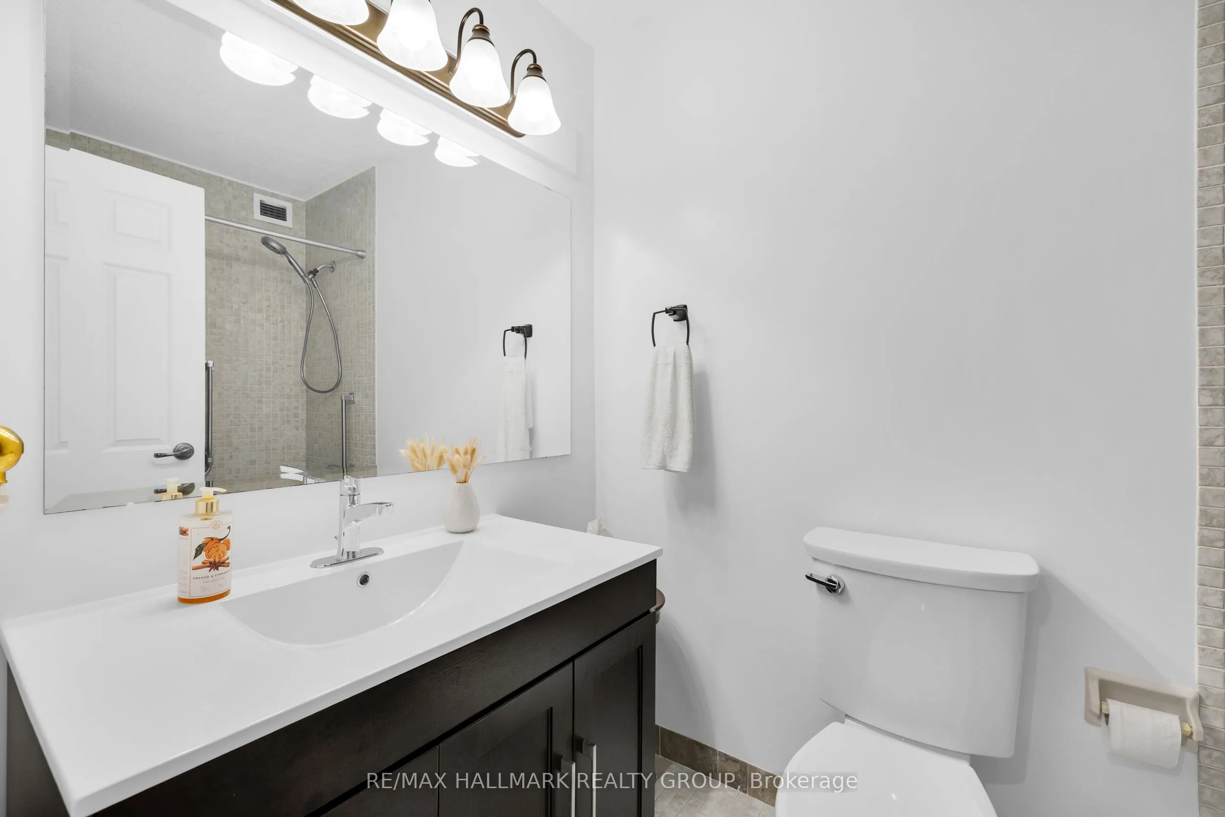 55 WATER Street E, #405