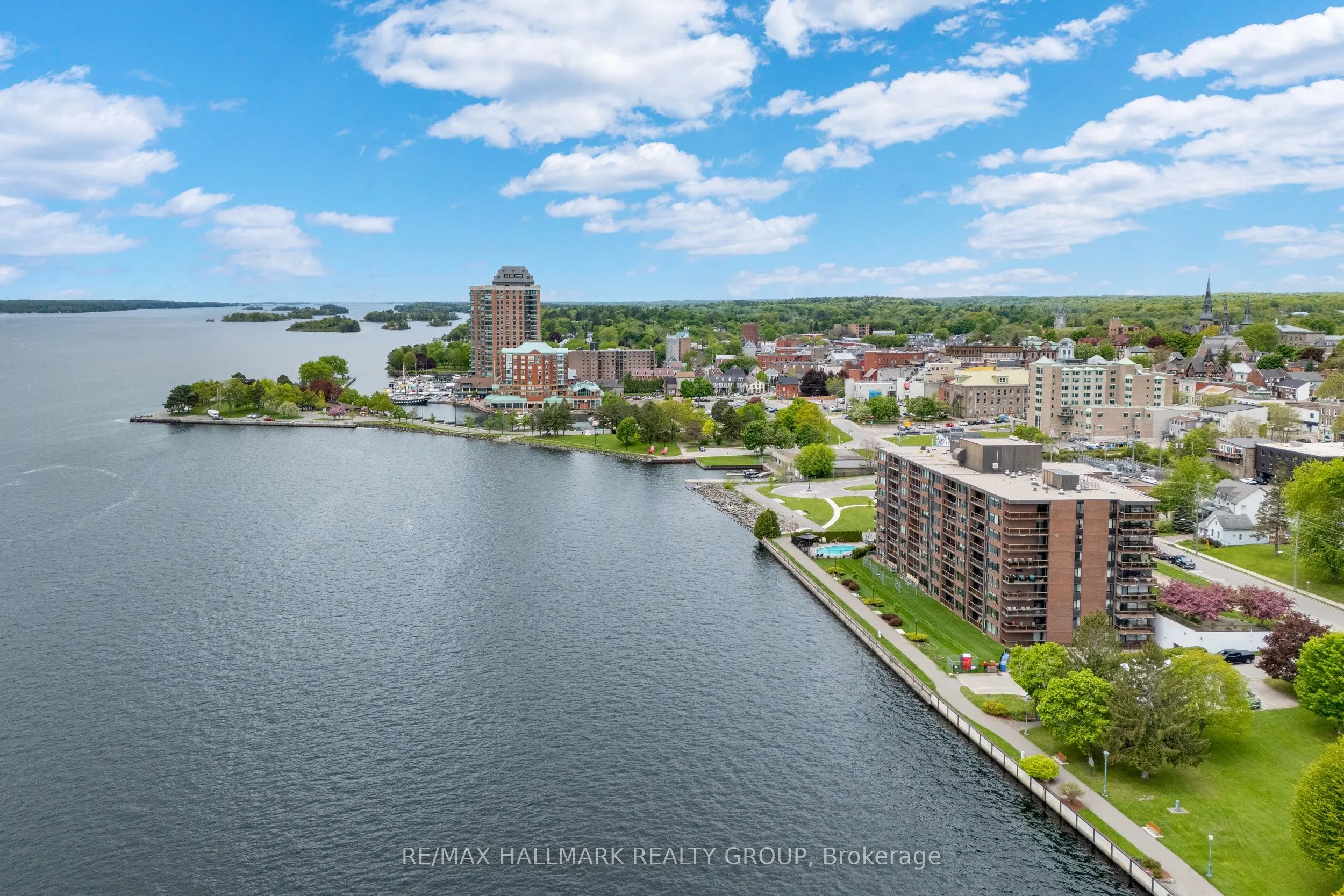 55 WATER Street E, #405