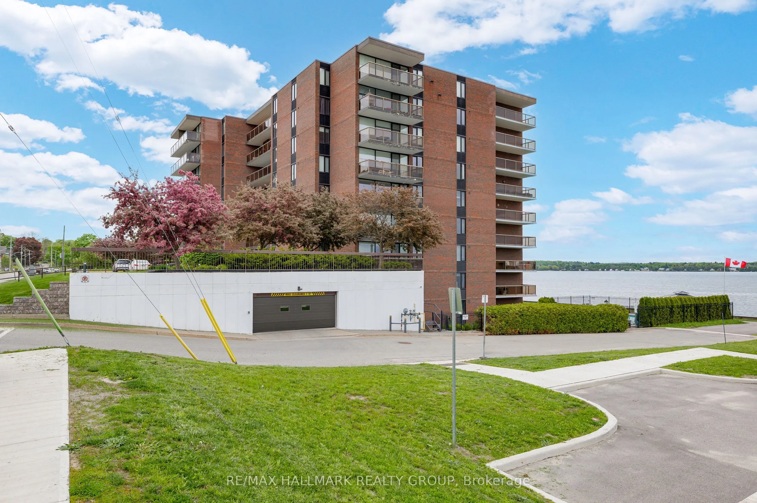 55 WATER Street E, #405