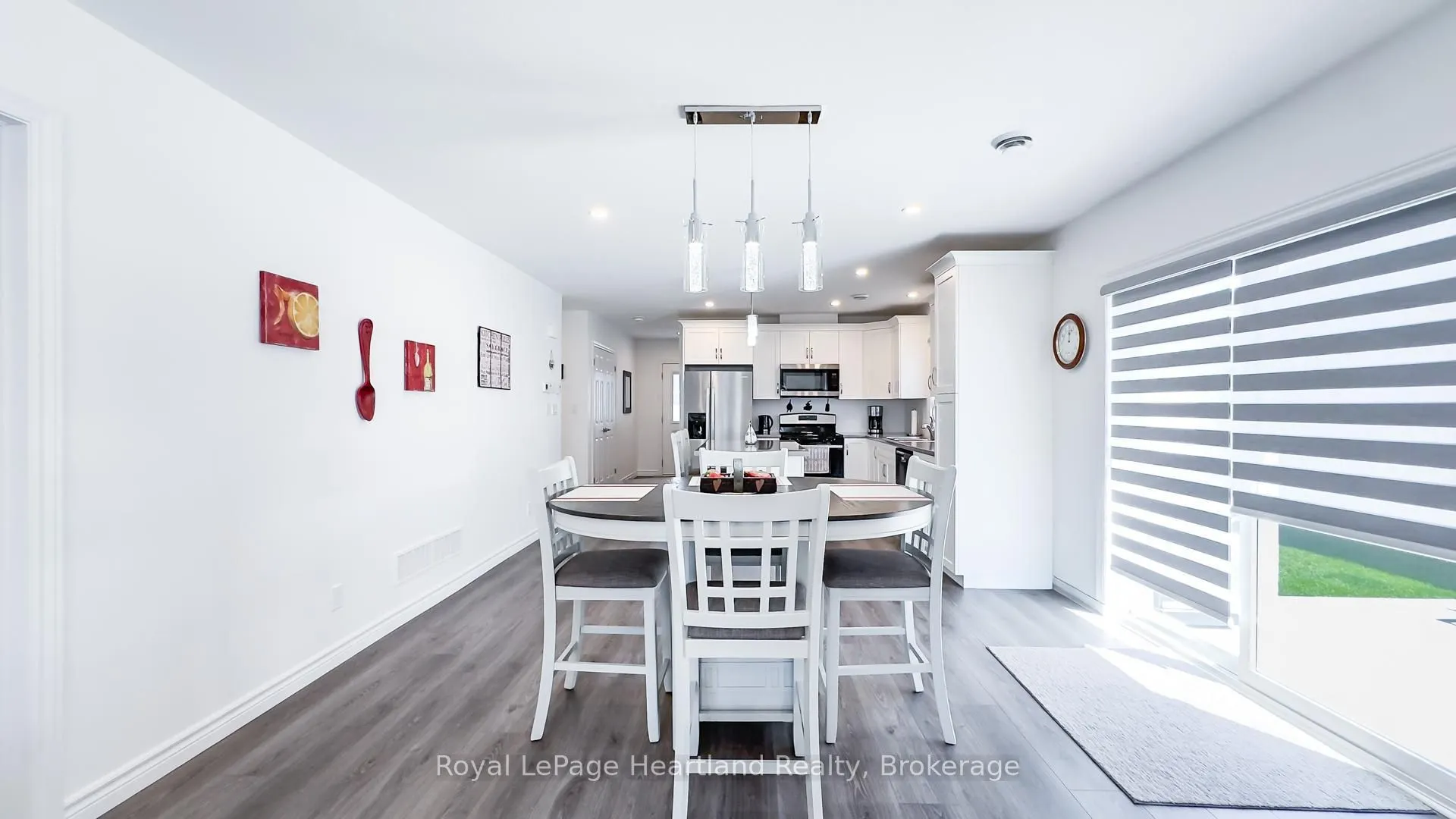 263 LAKE BREEZE Drive