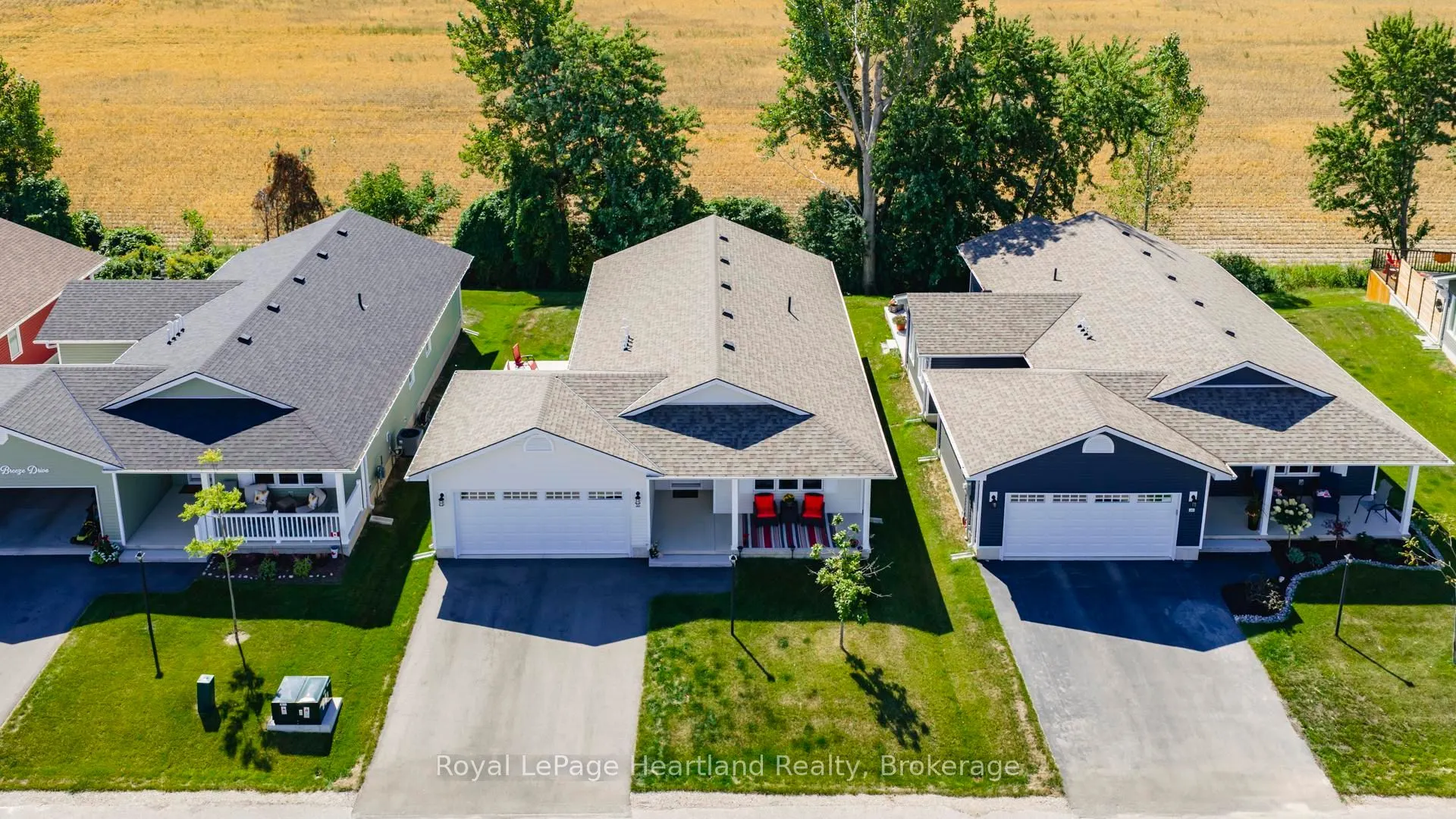 263 LAKE BREEZE Drive
