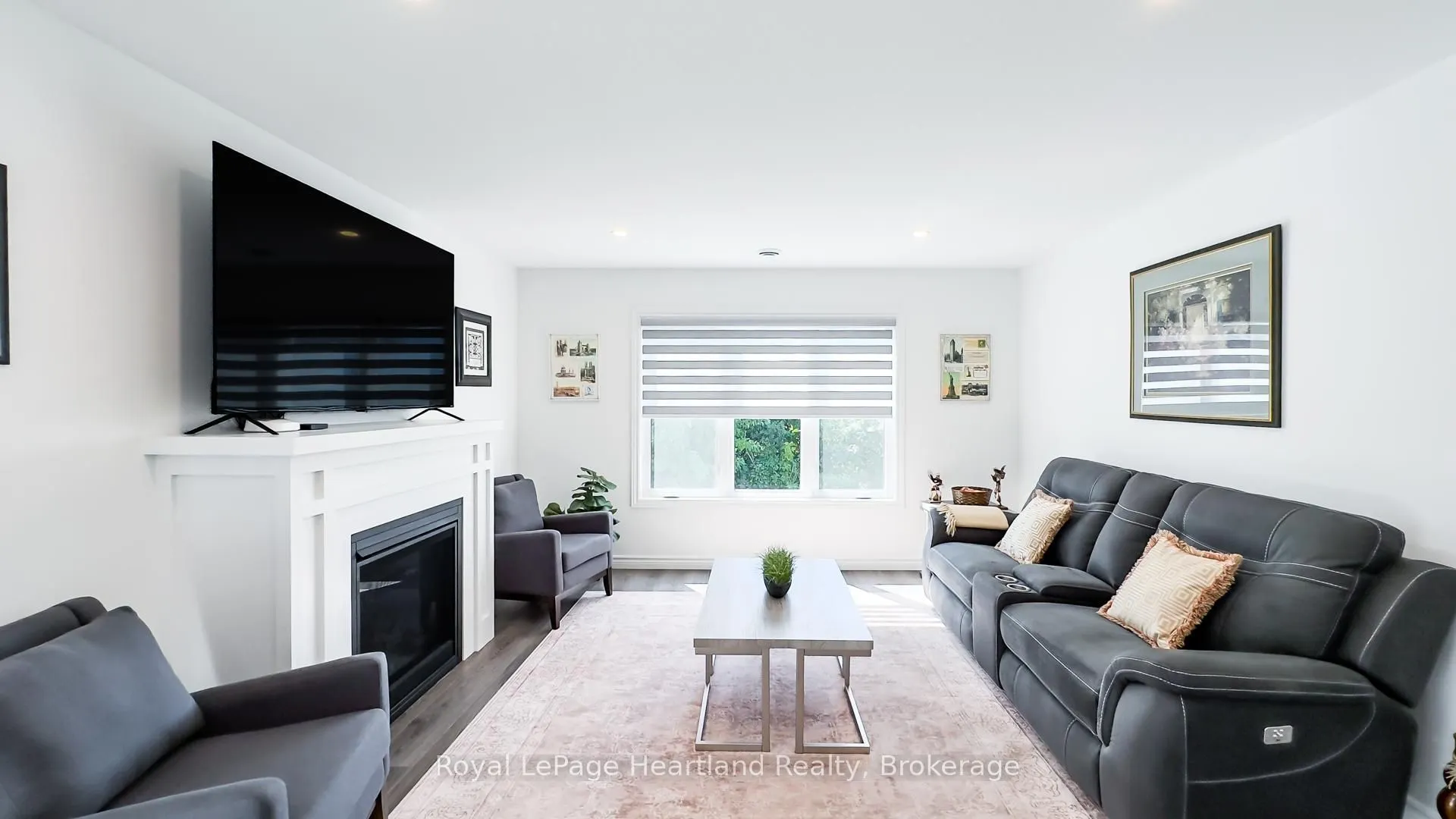 263 LAKE BREEZE Drive