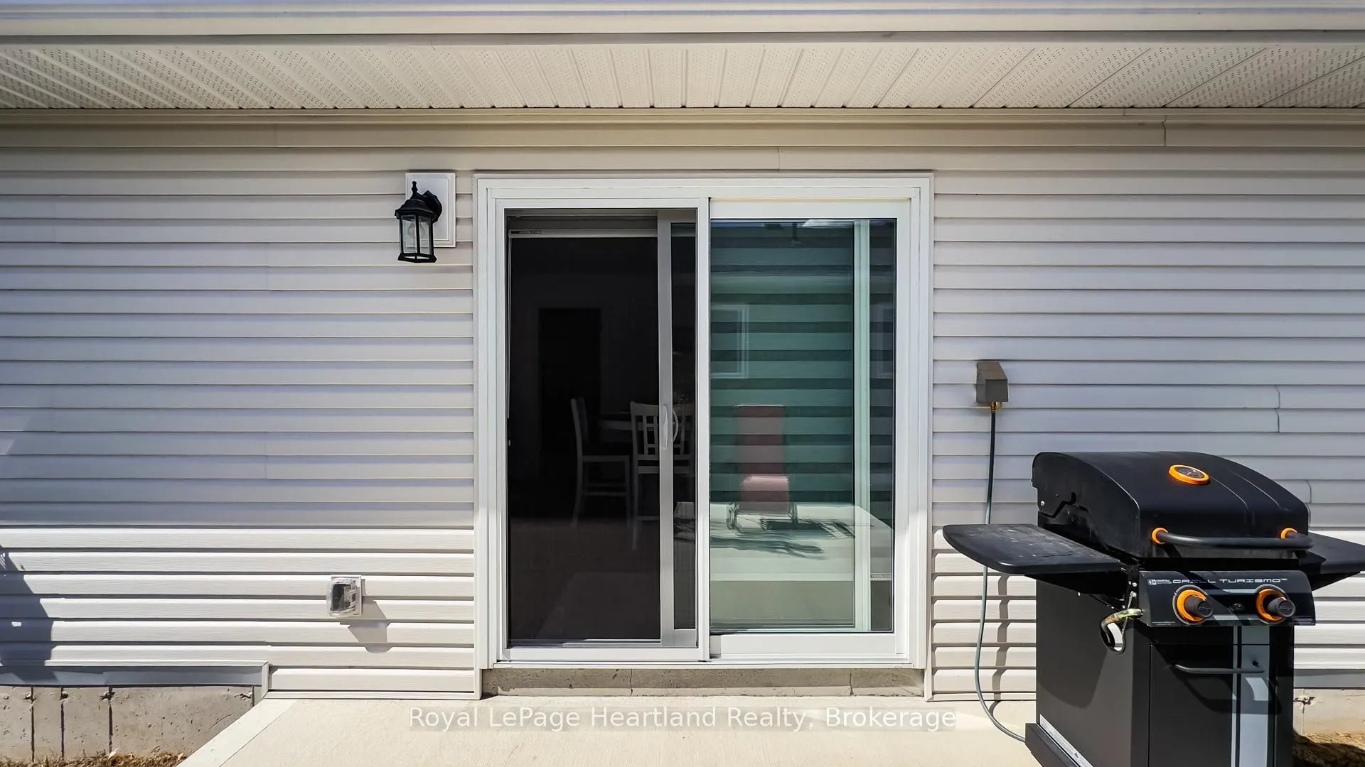 263 LAKE BREEZE Drive