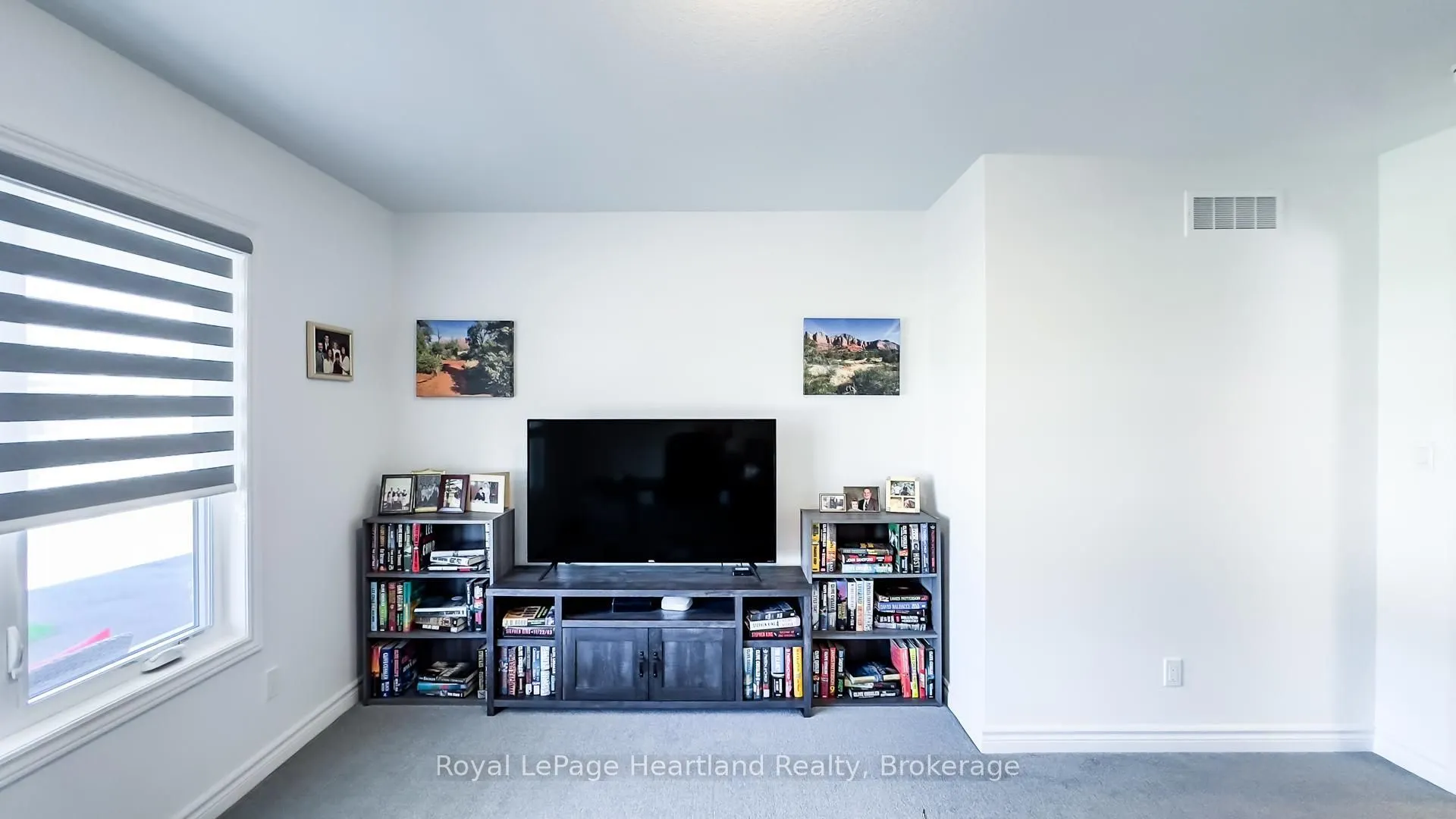 263 LAKE BREEZE Drive