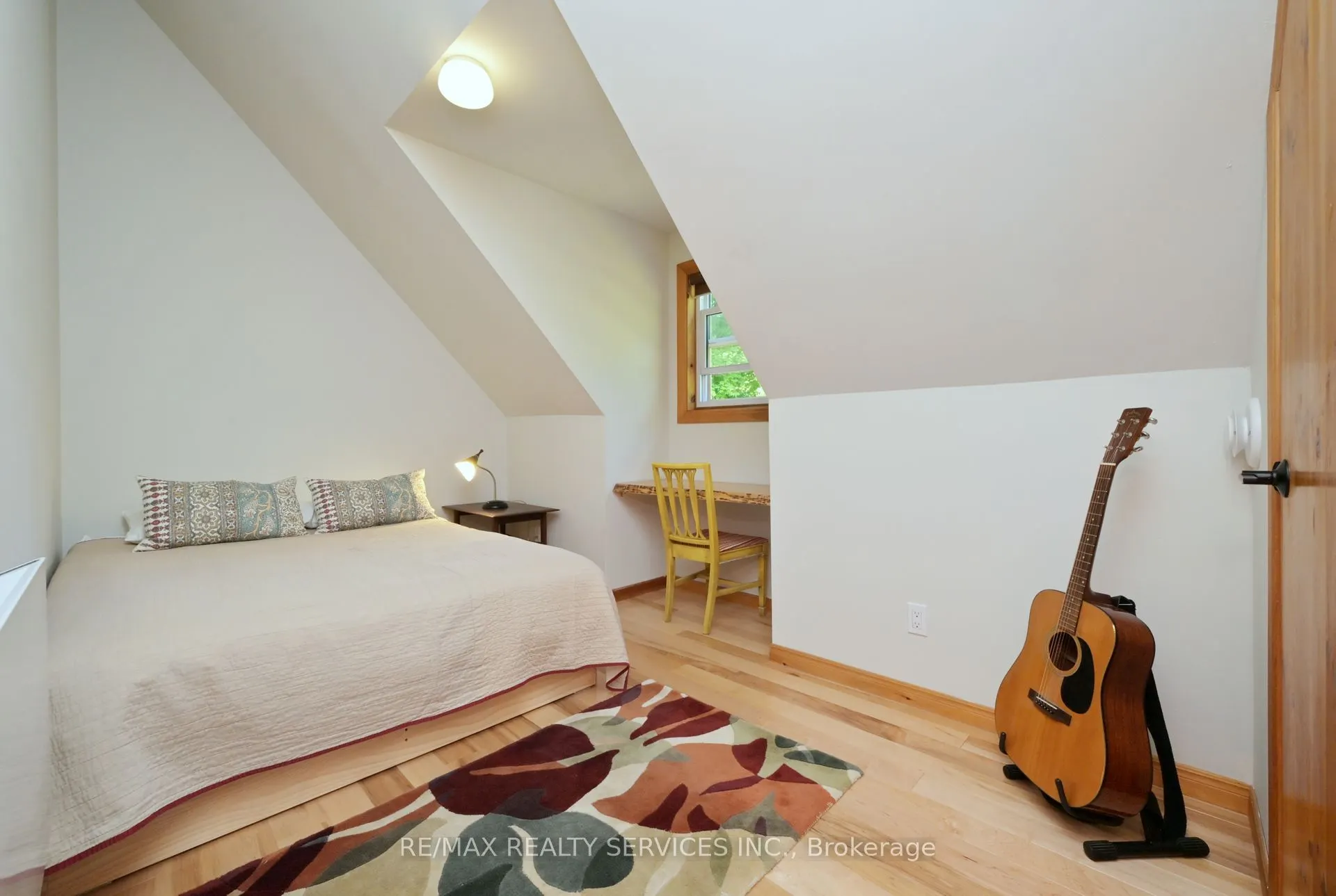 1 Mountainview Road
