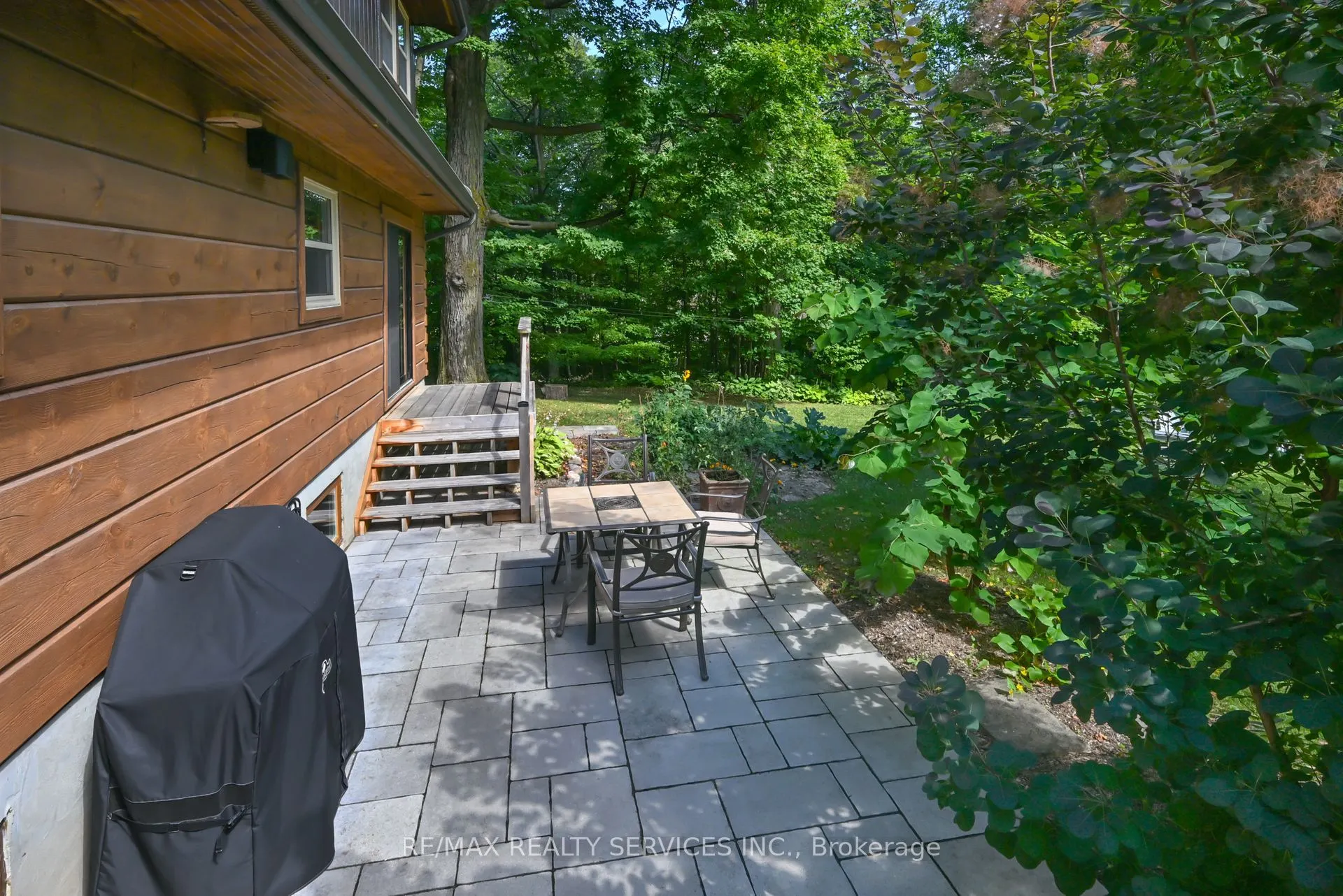 1 Mountainview Road