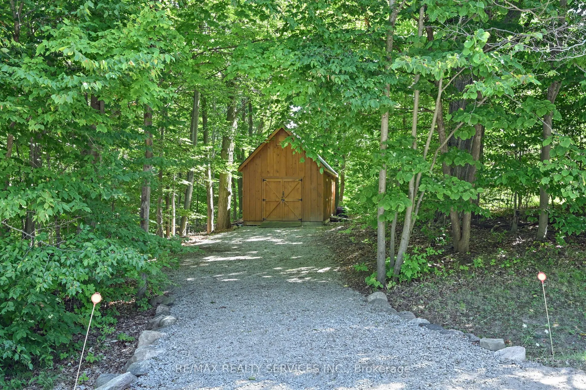 1 Mountainview Road