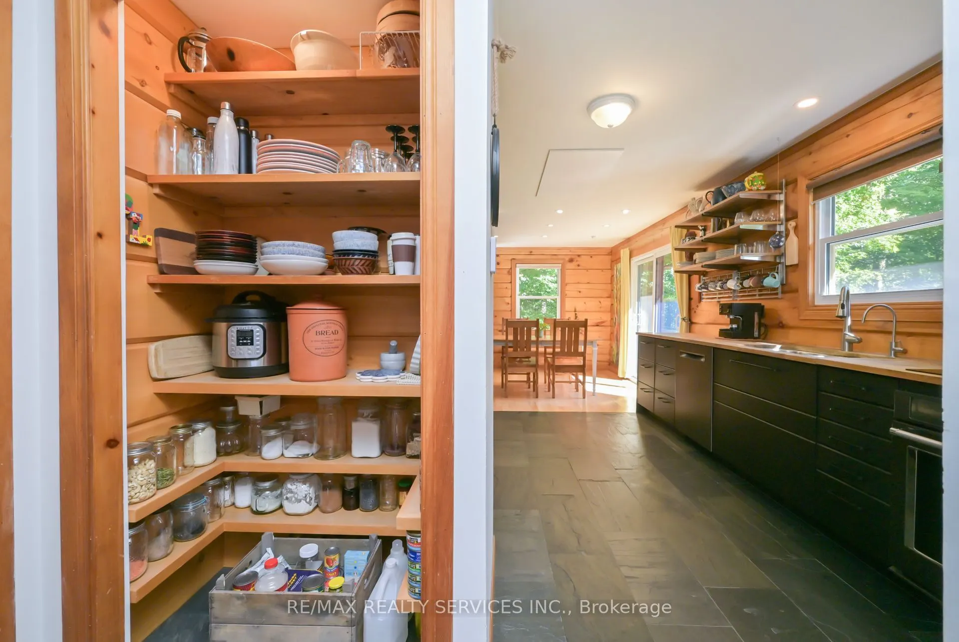 1 Mountainview Road