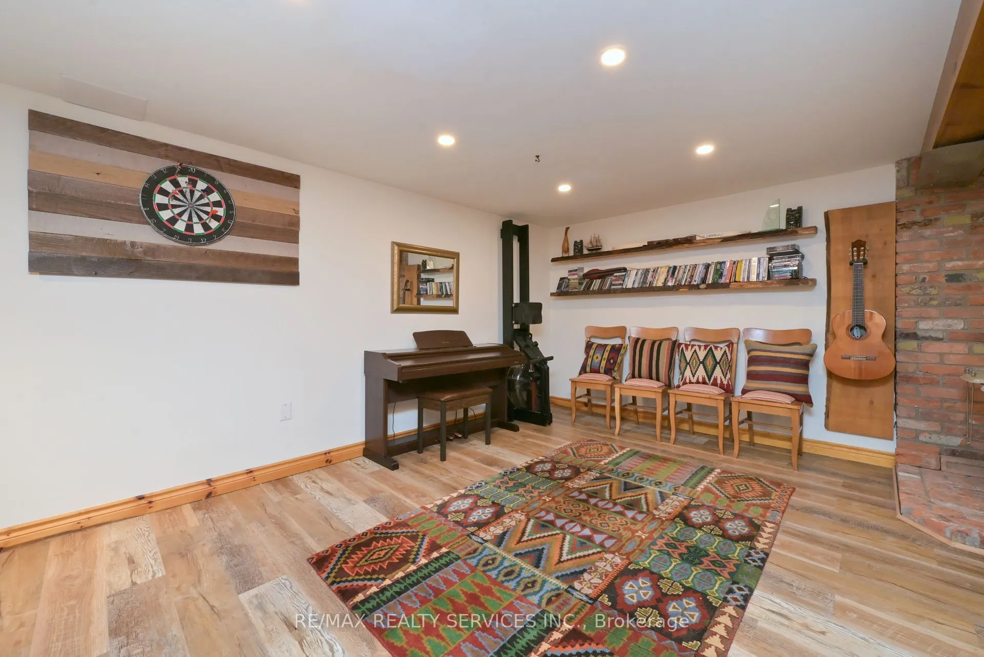 1 Mountainview Road
