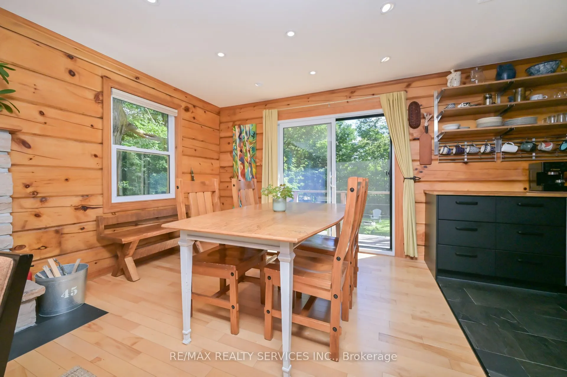 1 Mountainview Road