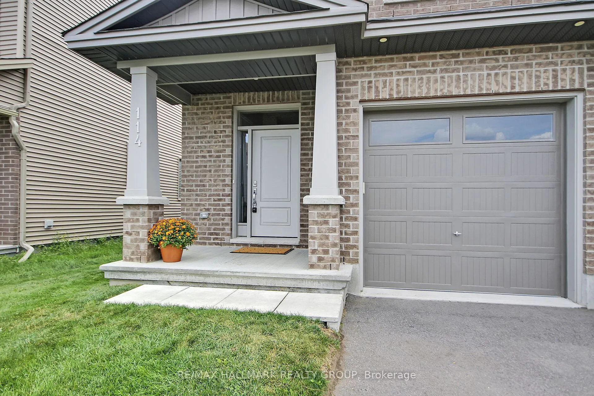 114 Jardiniere Street