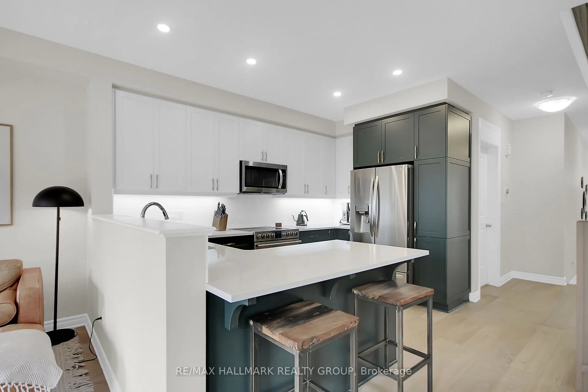 114 Jardiniere Street