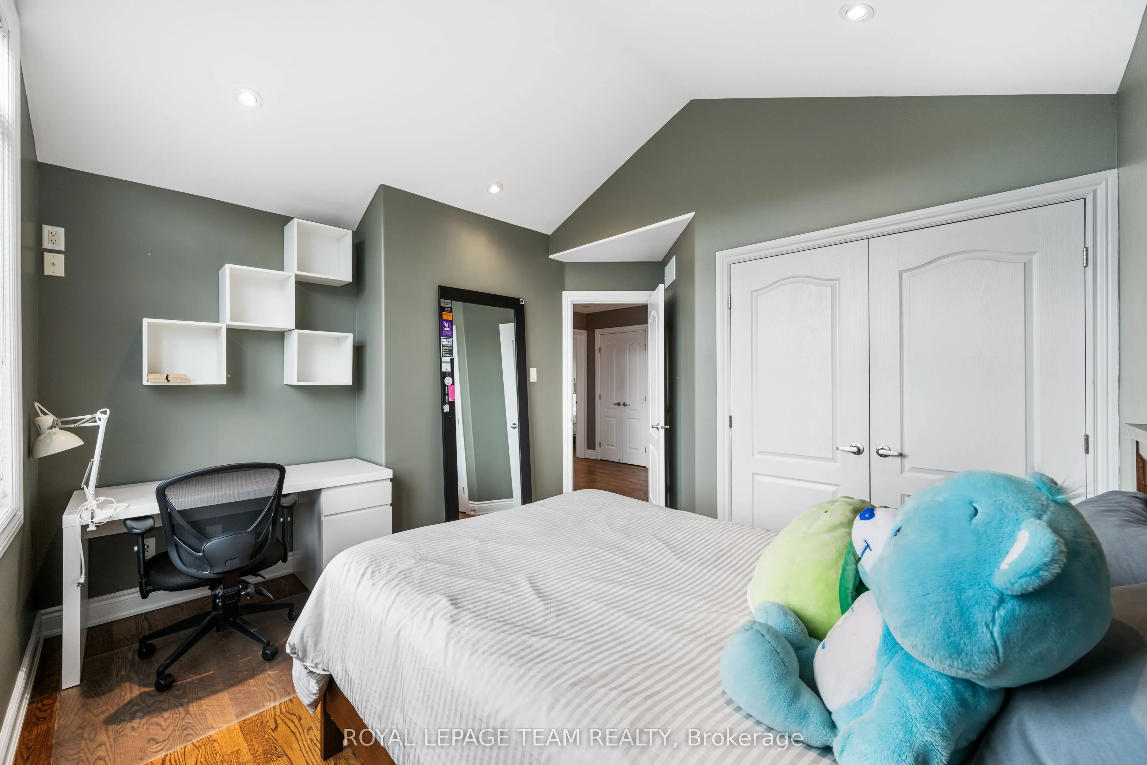 49 Savuto Way