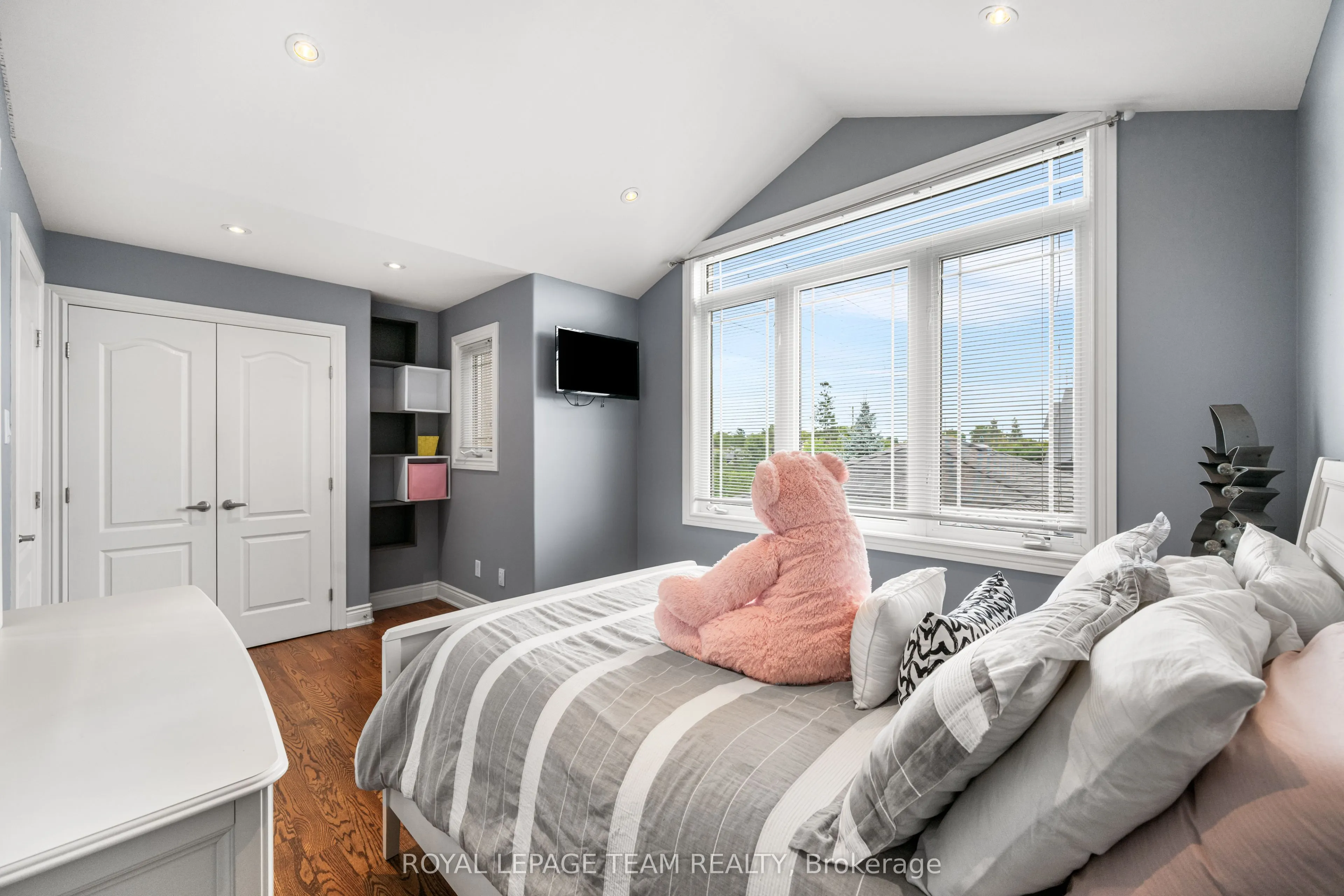 49 Savuto Way