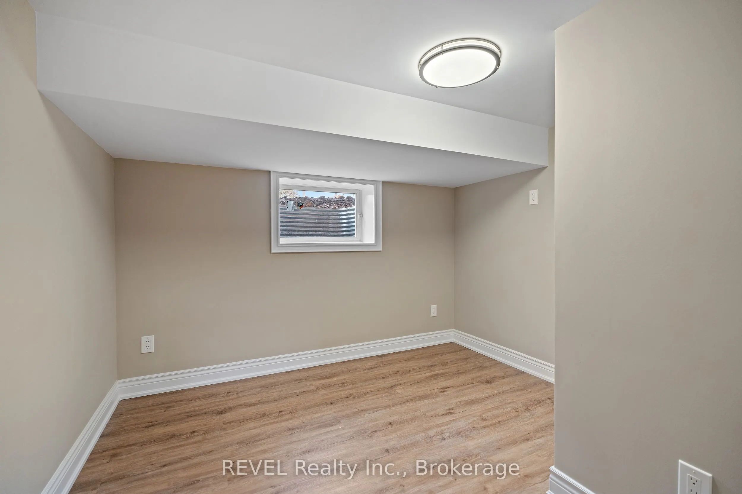 28 Dale Avenue, #2