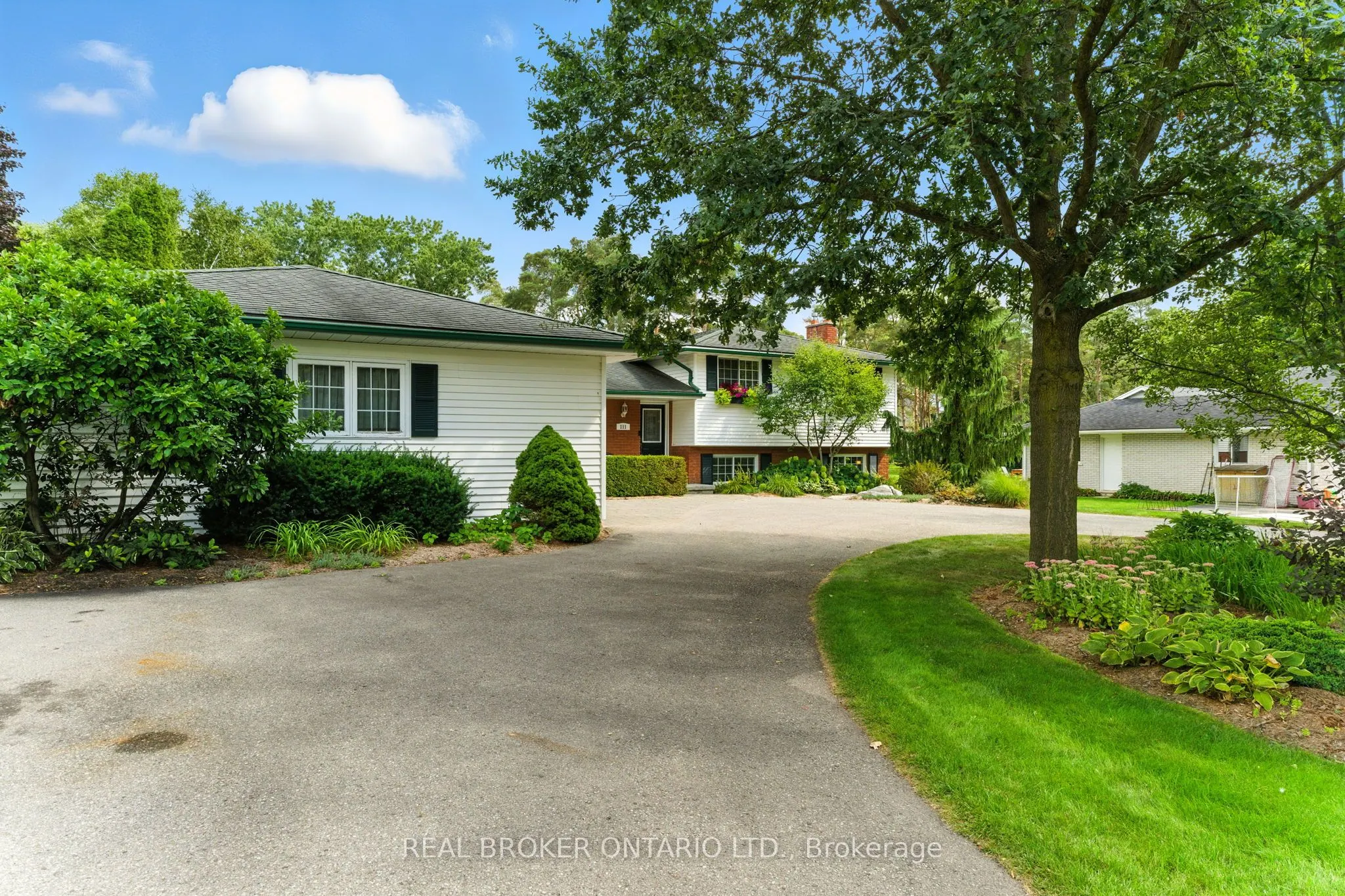 111 Golf Course Road