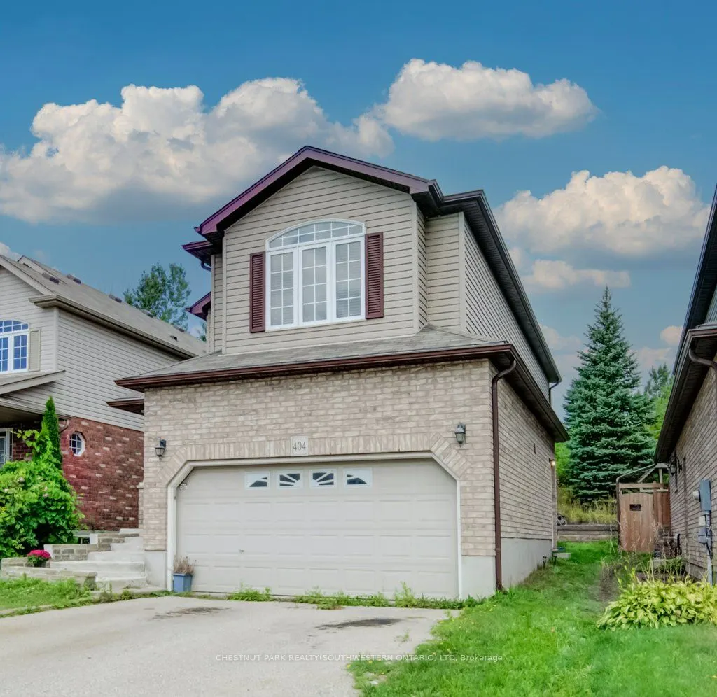 404 Tealby Crescent