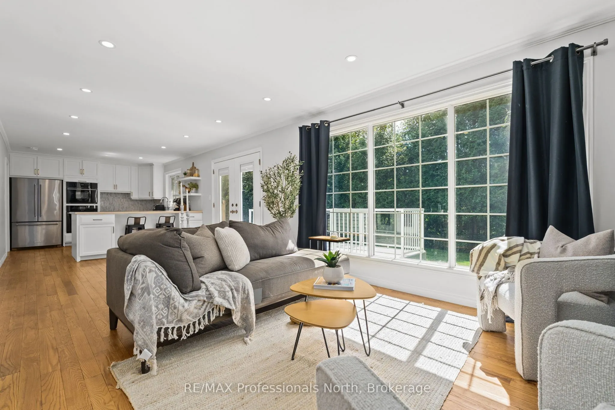 16 Brobst Forest Crescent