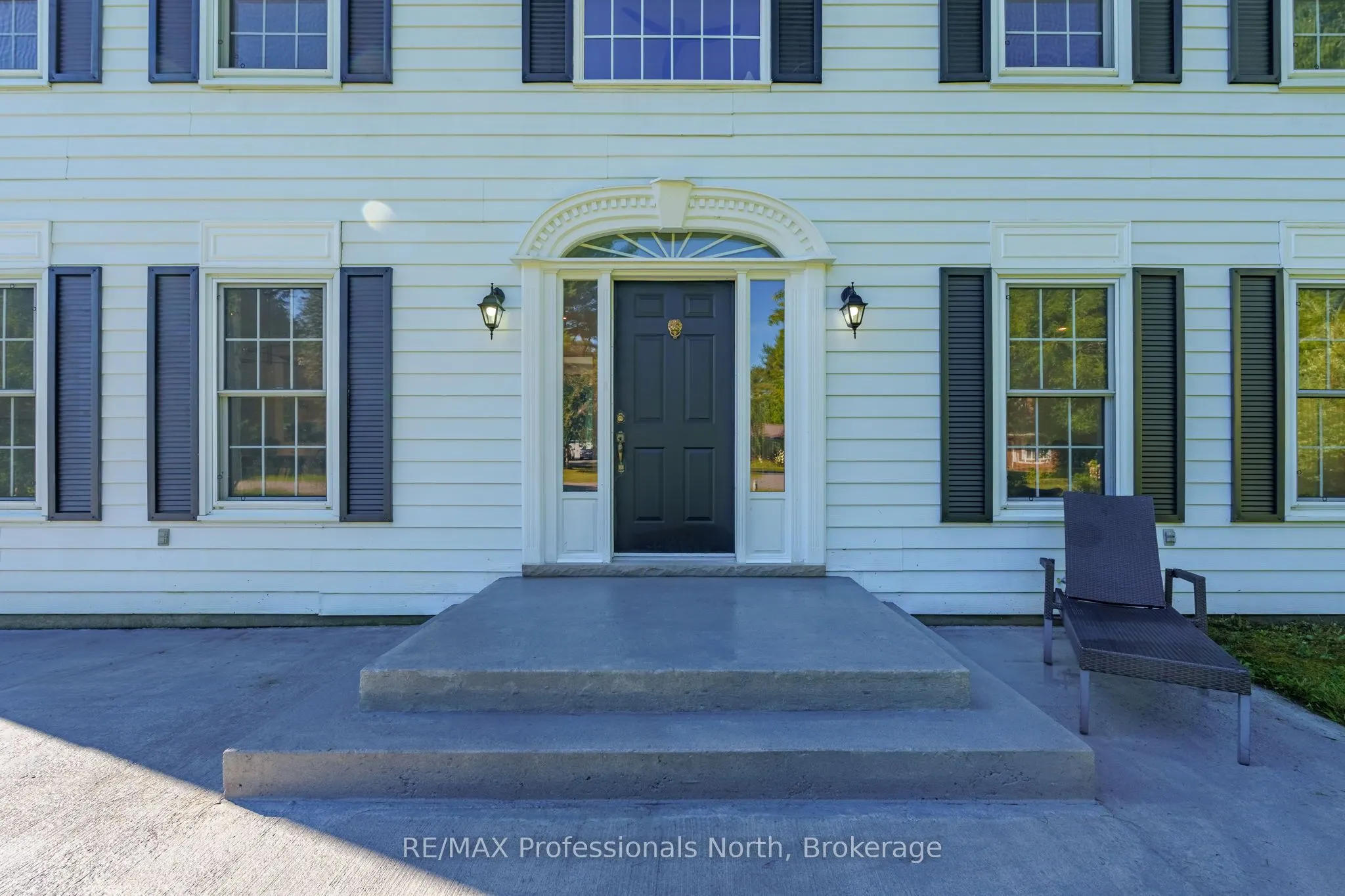 16 Brobst Forest Crescent
