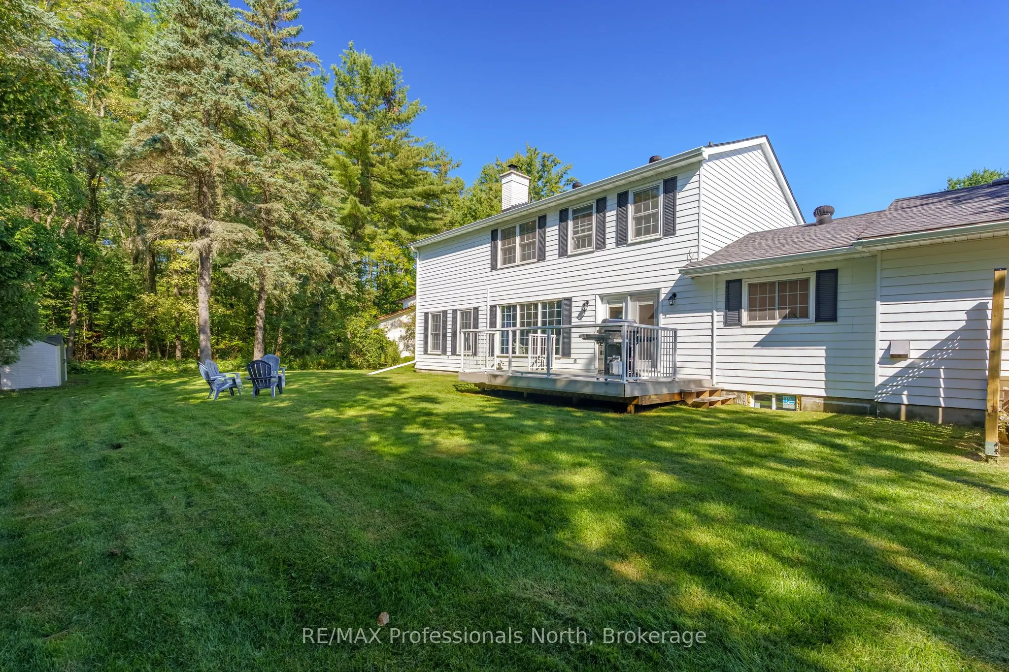 16 Brobst Forest Crescent