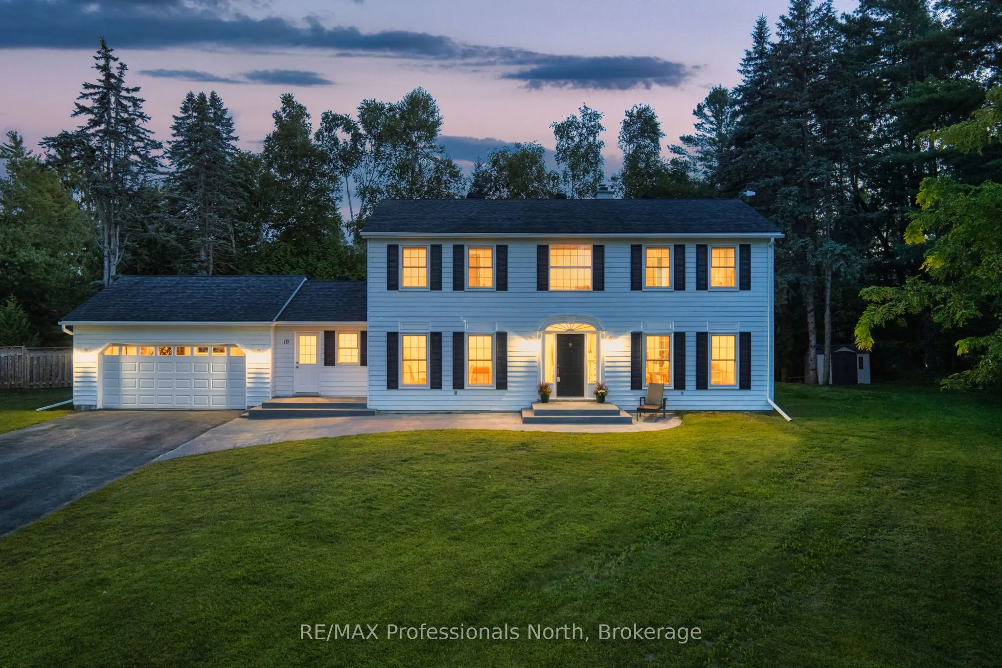 16 Brobst Forest Crescent