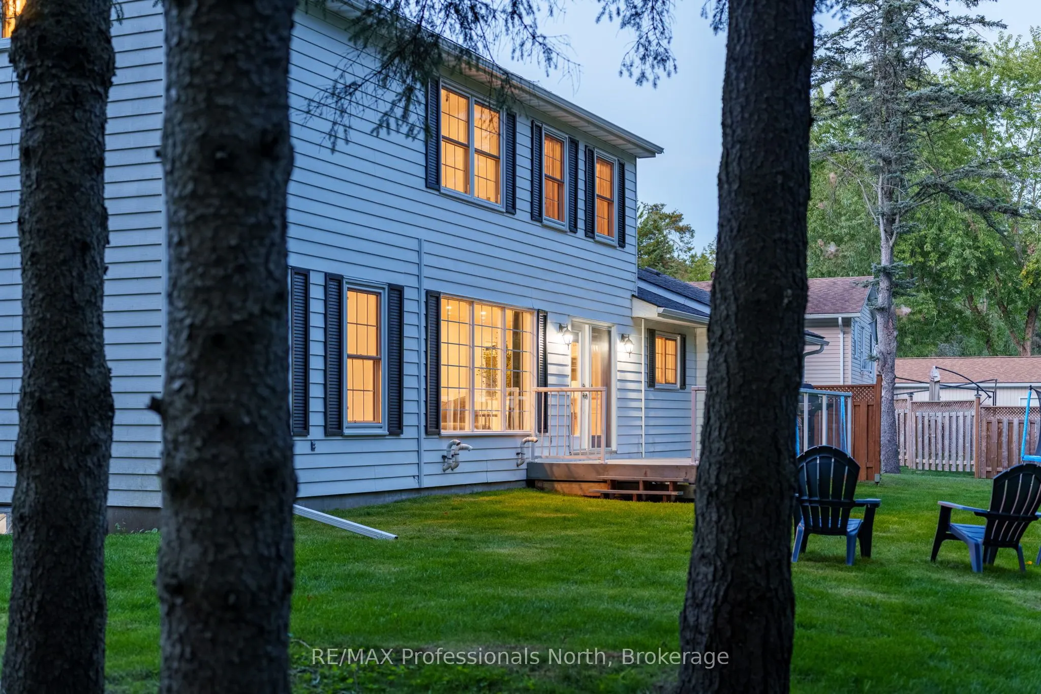 16 Brobst Forest Crescent