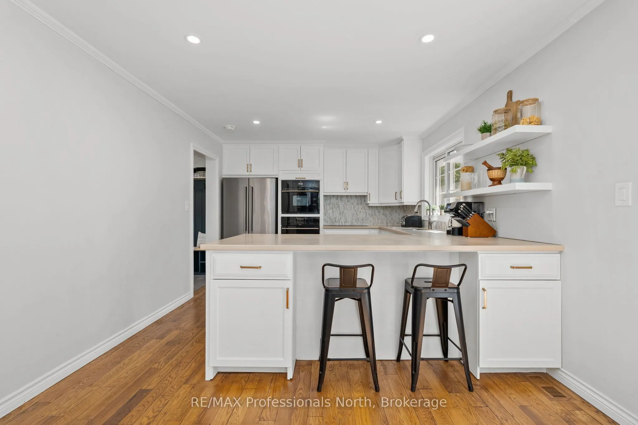 16 Brobst Forest Crescent