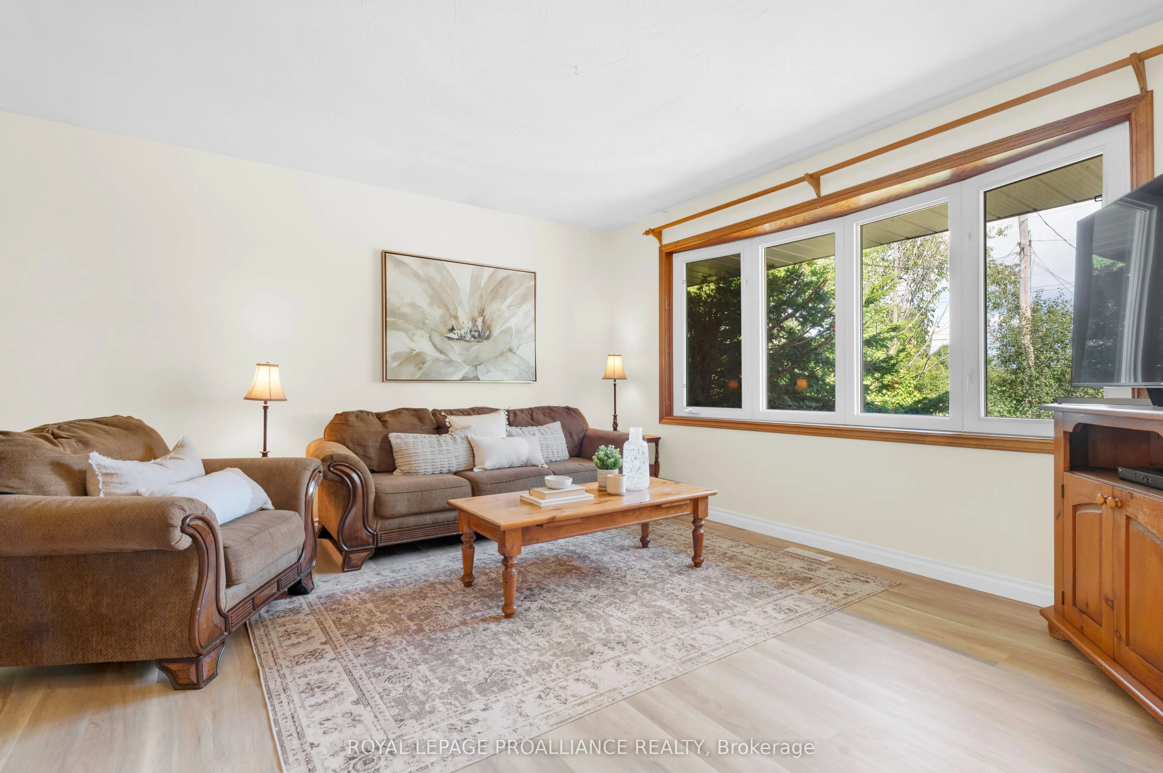 122 Lisgar Street