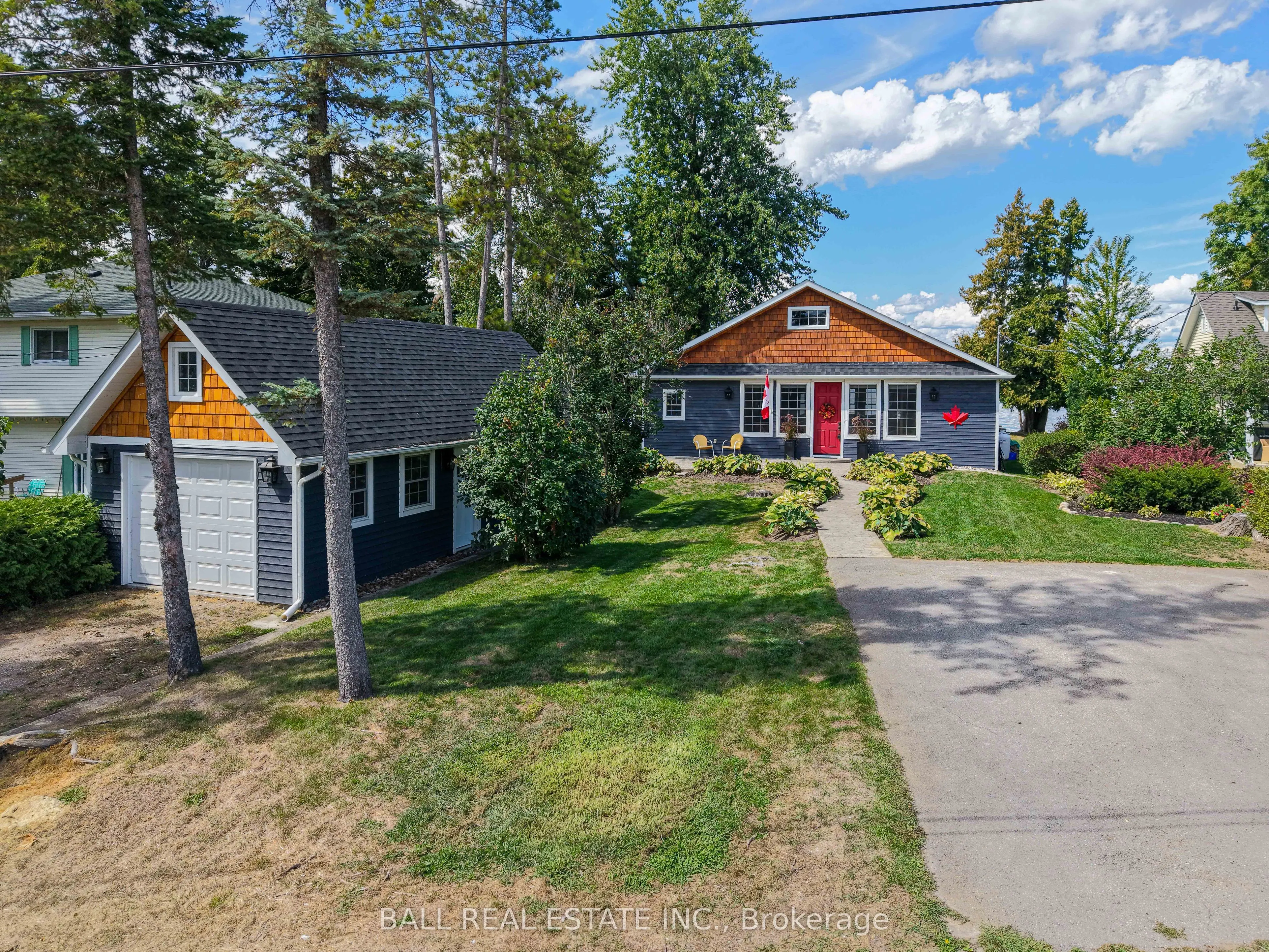 22 Leslie Frost Lane