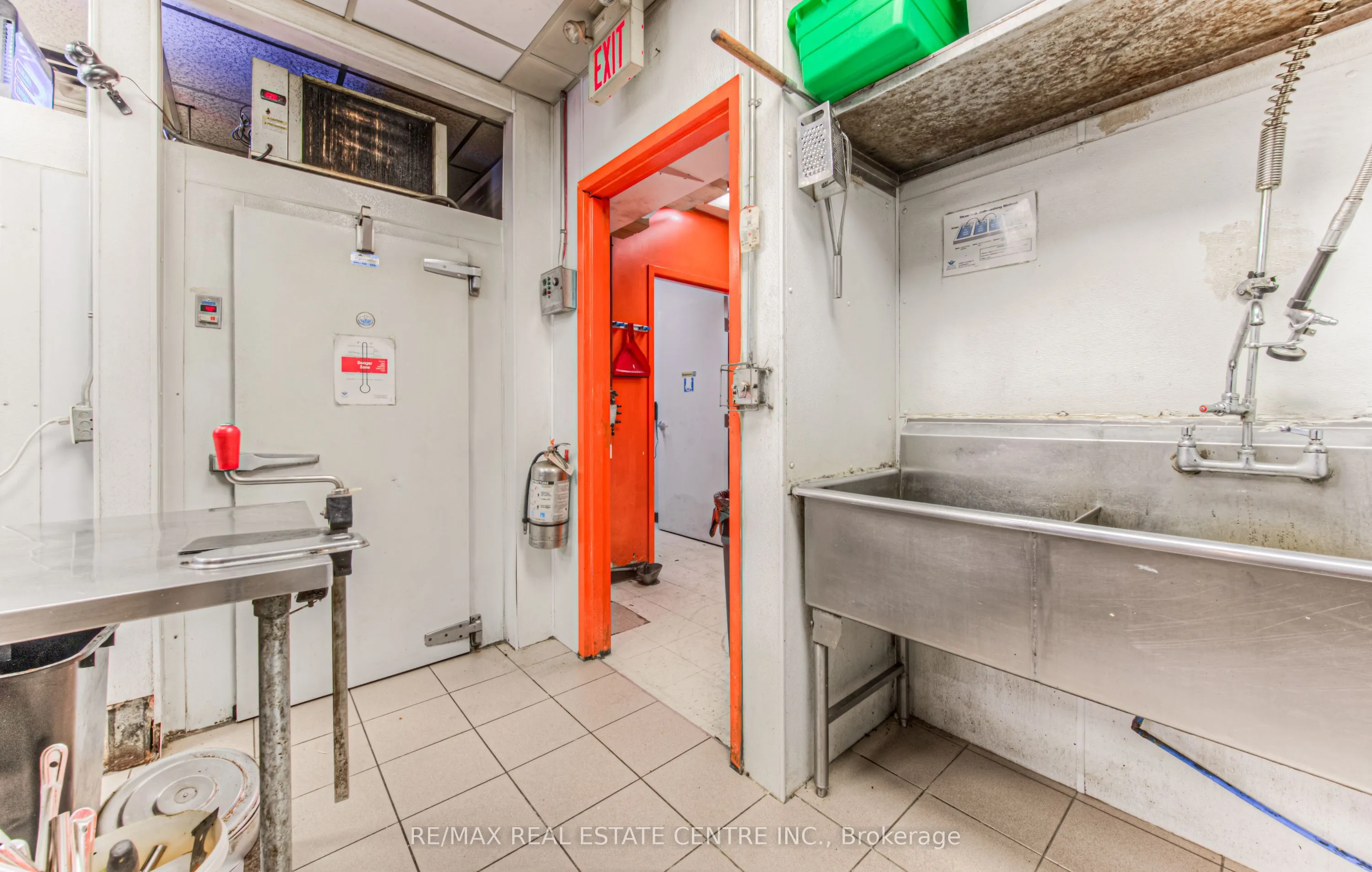 1450 Block Line Road, #106