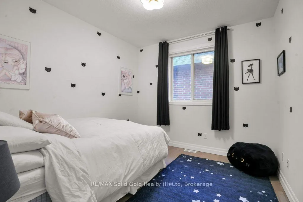 11 Keba Crescent