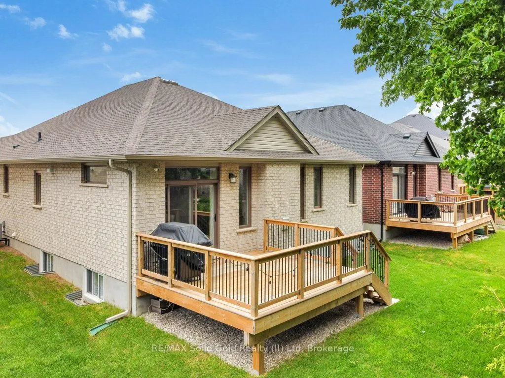 11 Keba Crescent