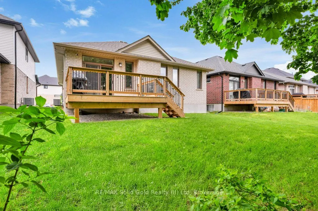 11 Keba Crescent