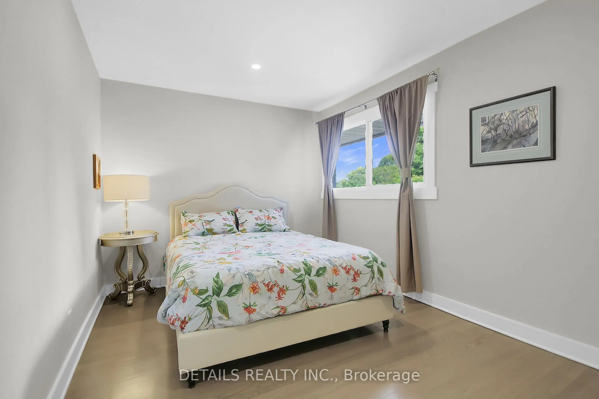 10 Aberfeldy Street
