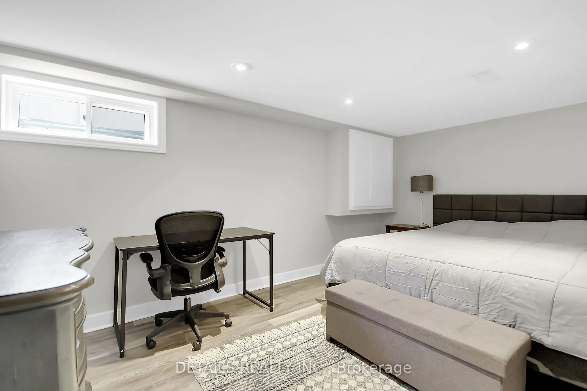 10 Aberfeldy Street