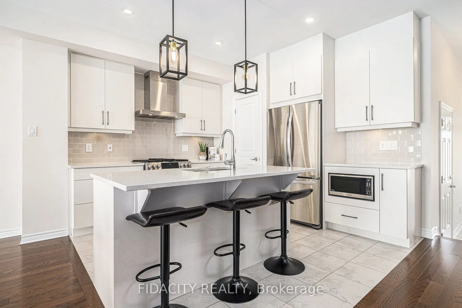219 Shinny Avenue, #A