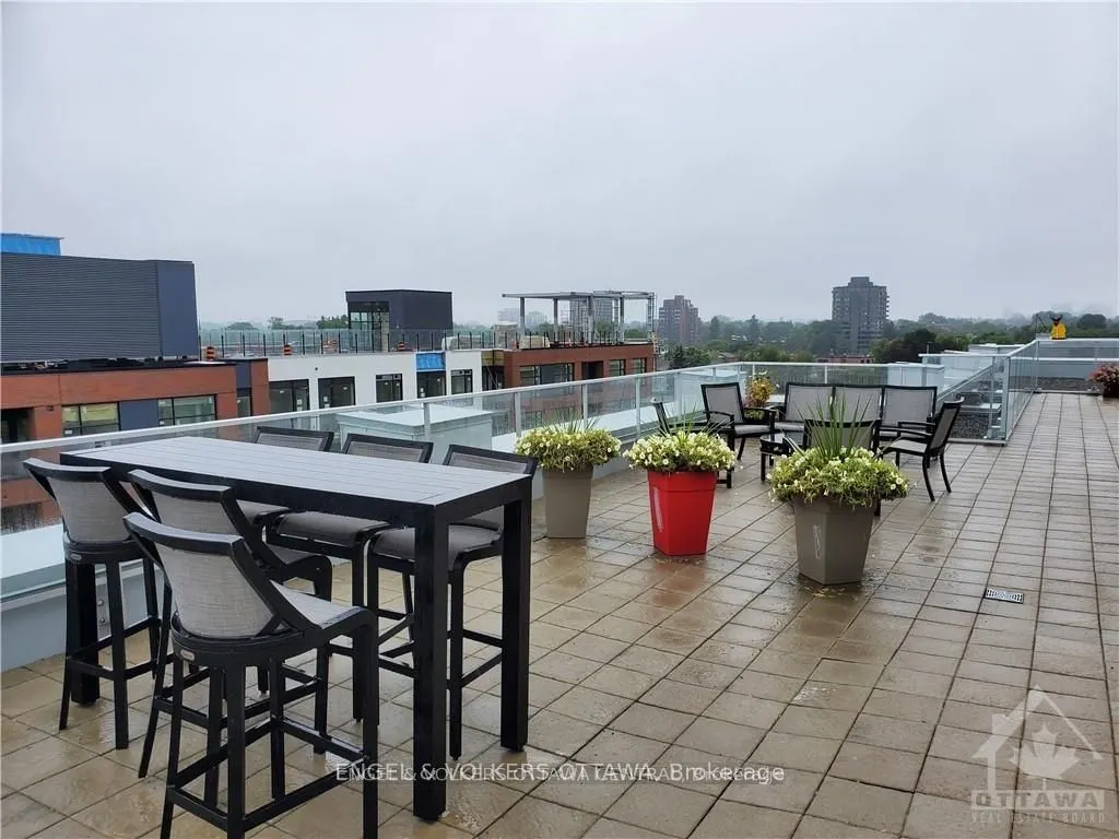 60 Springhurst Avenue, #303