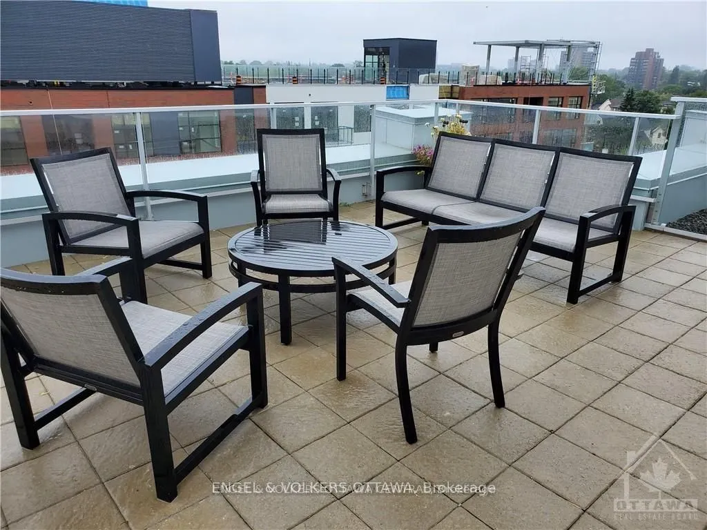 60 Springhurst Avenue, #303